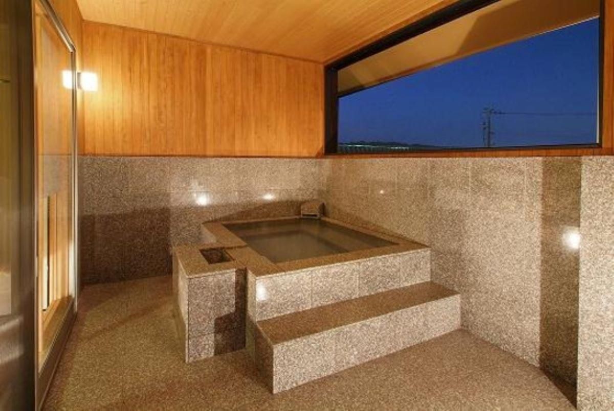 Japanese Style Room with 10 Tatami and Open-Air Bath