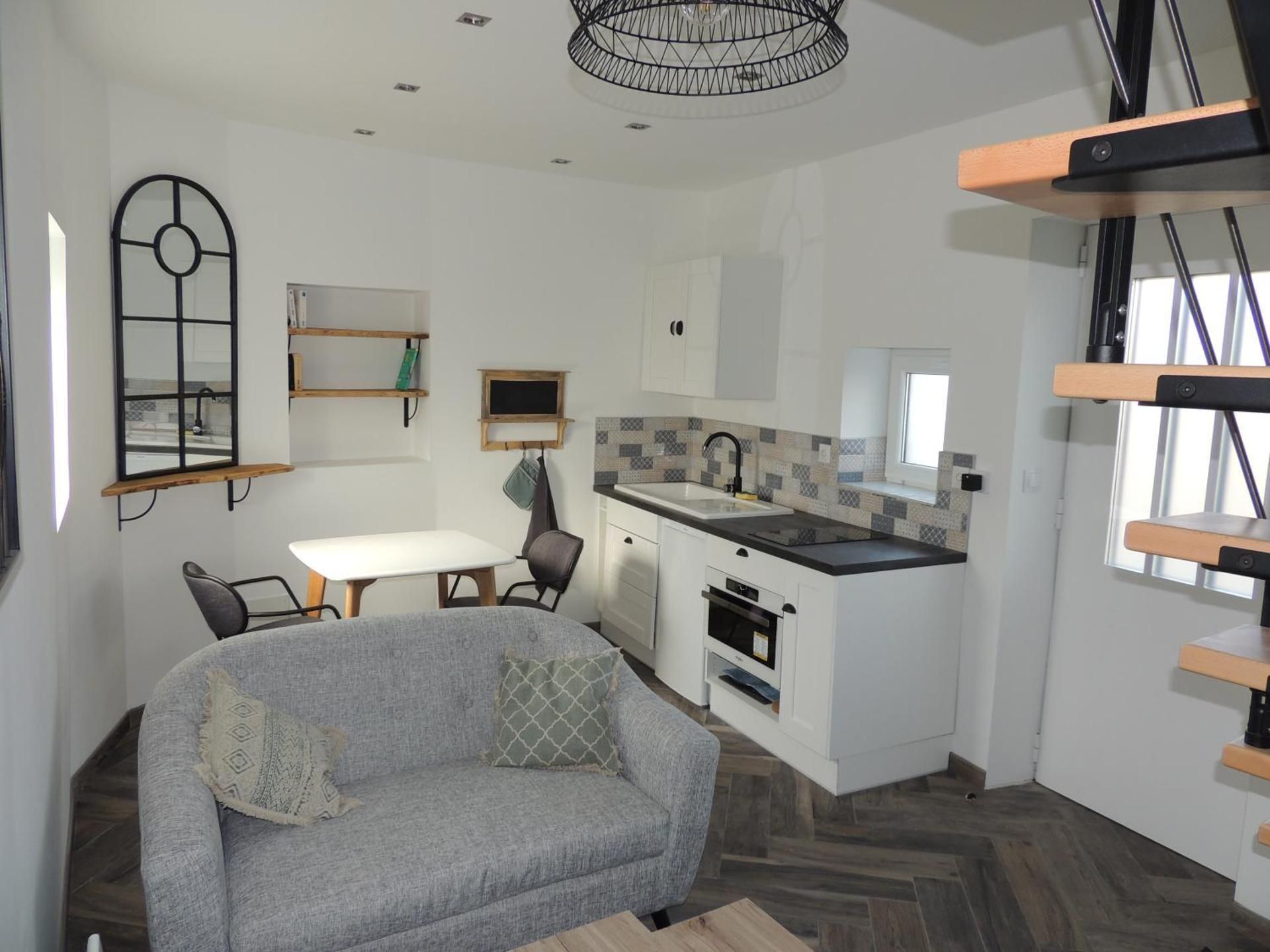 Studio Apartment