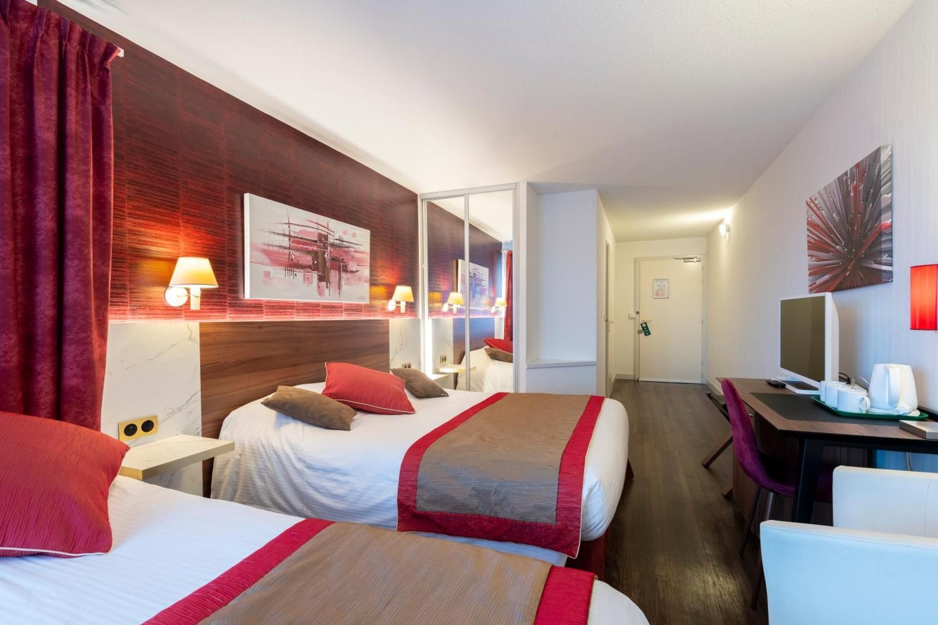 Triple Room