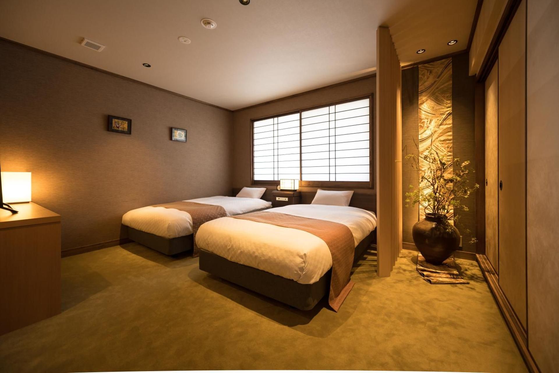 Deluxe Room with Tatami Area (Higashiyama)