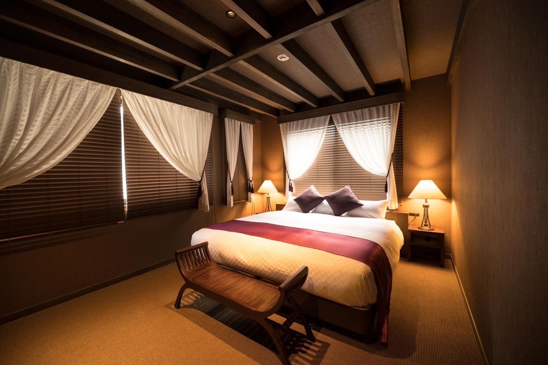 Deluxe King Room(Calm Bali)