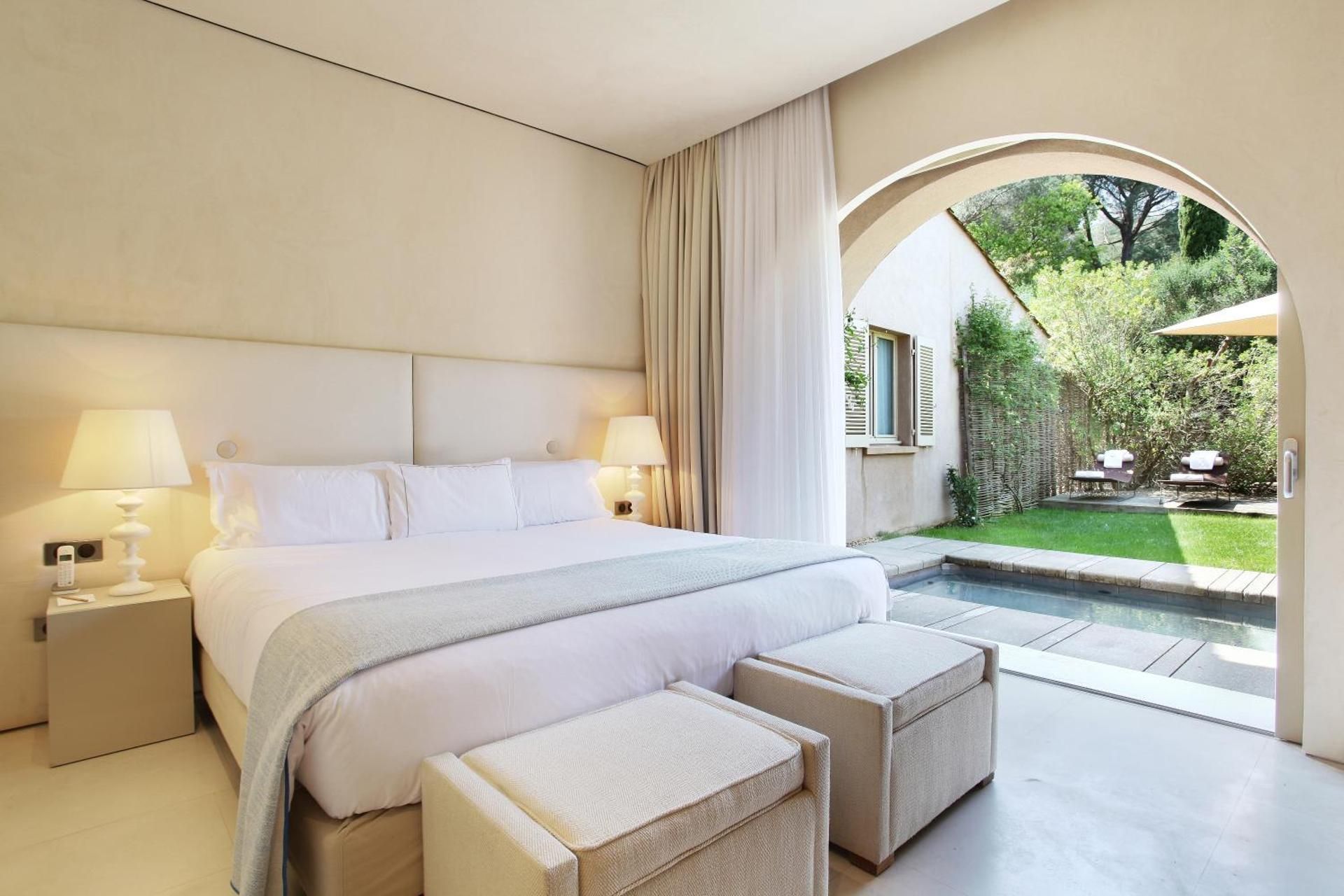 Elegance Suite with private plunge pool