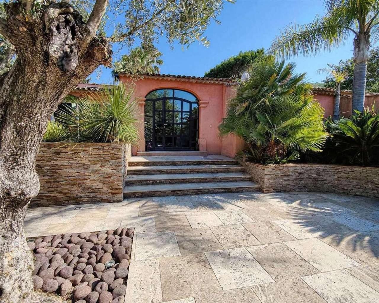 Magnifica villa