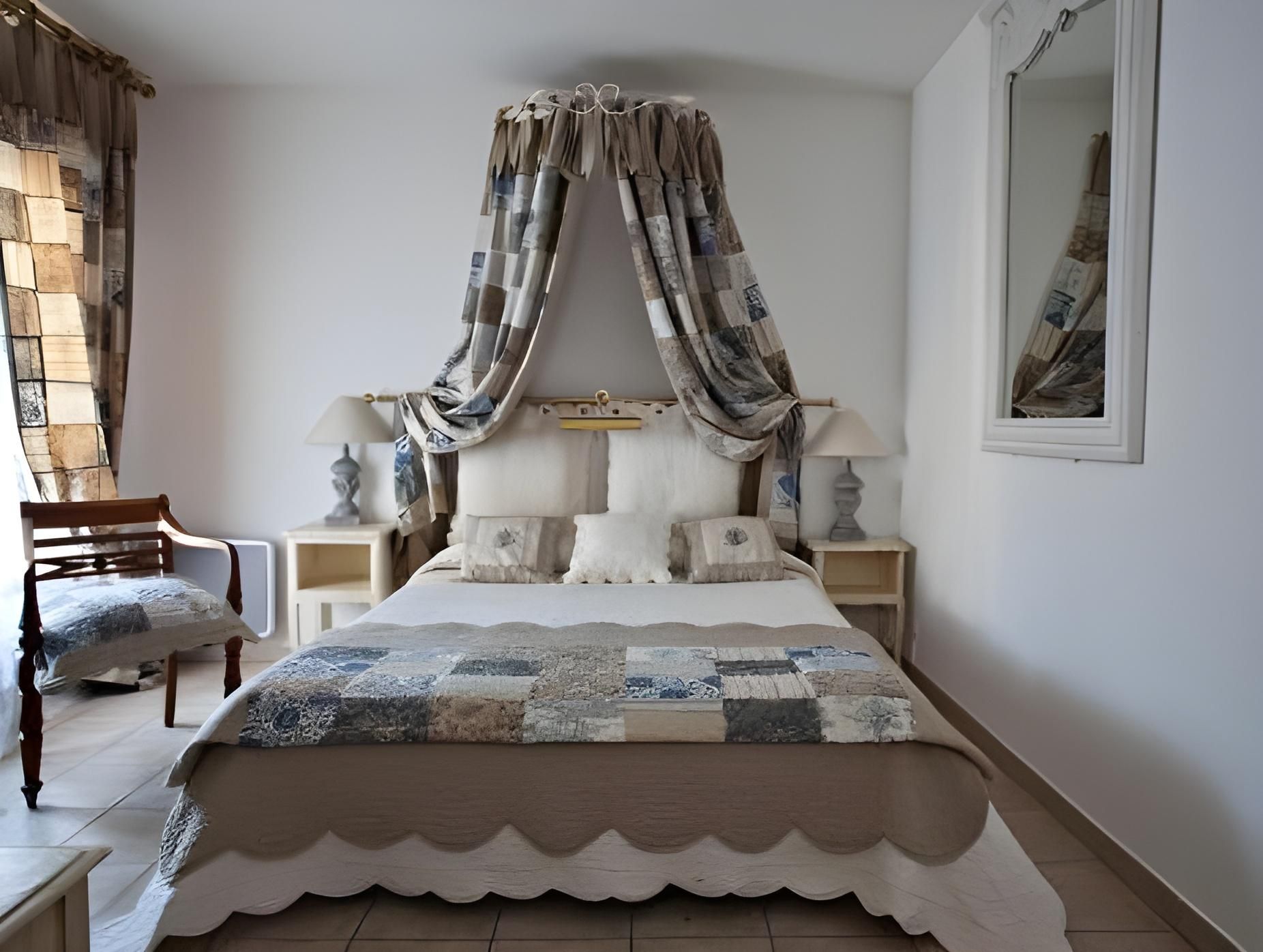 Superior Double Room and Air-Conditioning