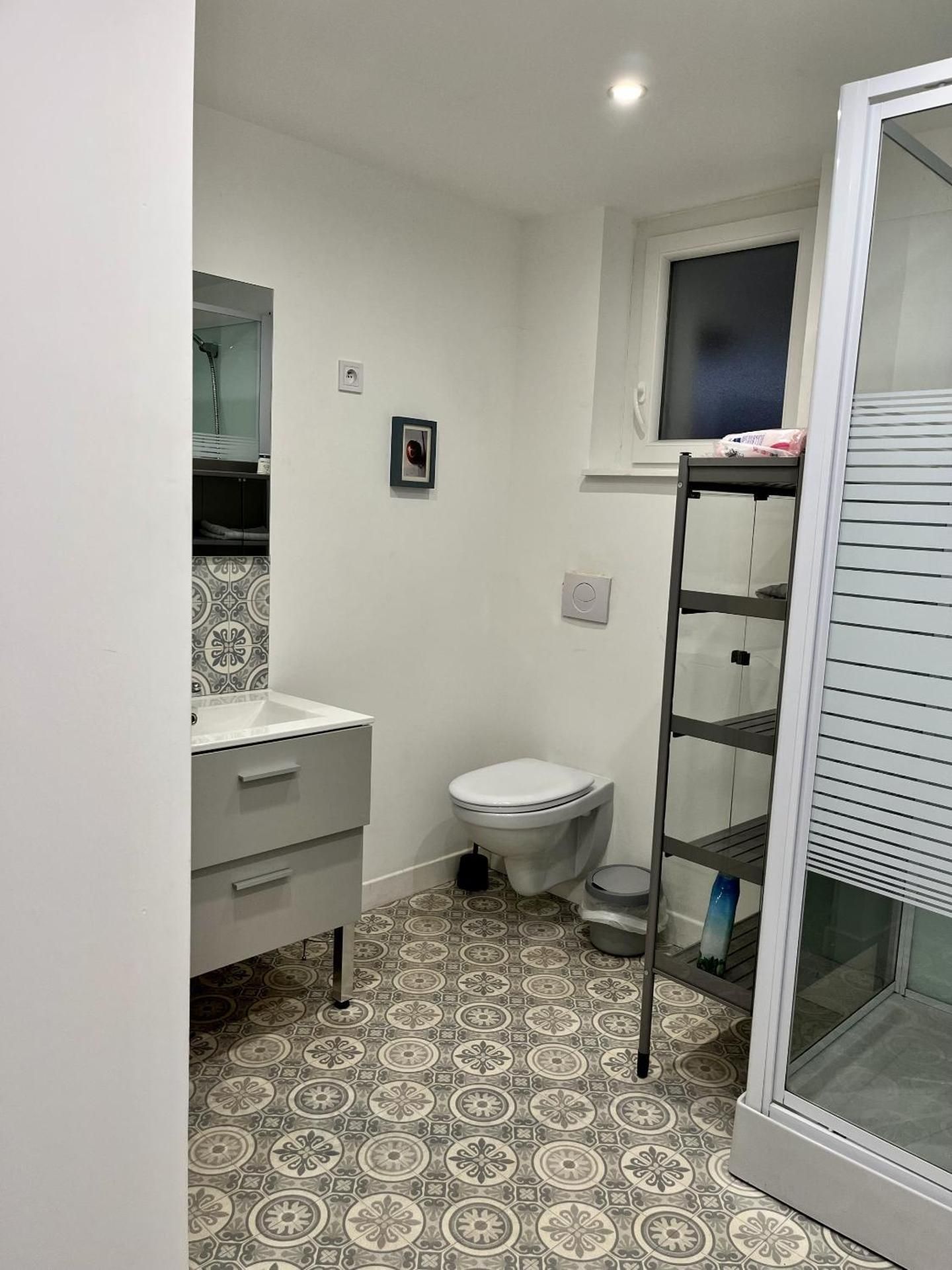 One-Bedroom Standard Apartment