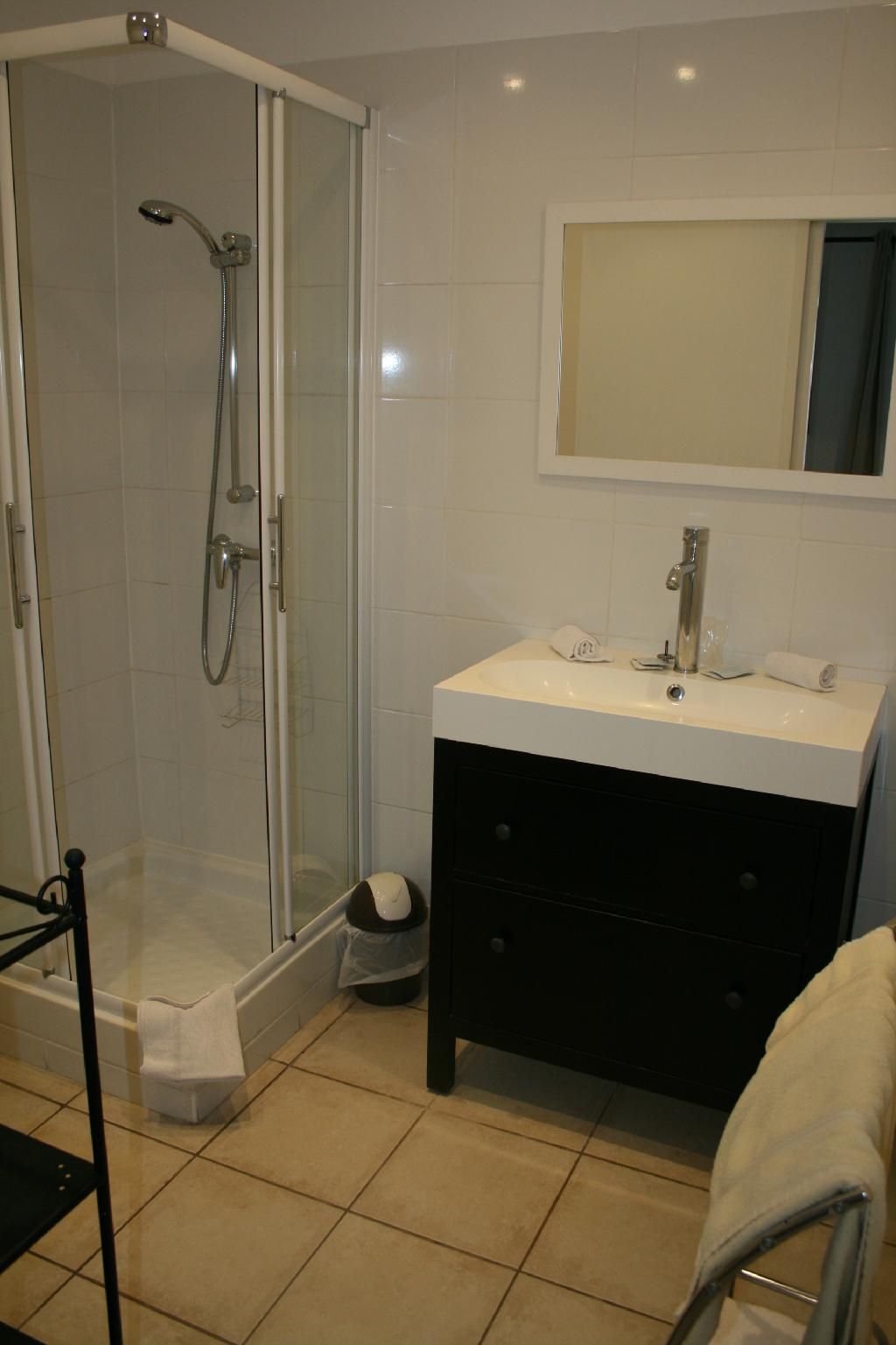 Studio-Standard-Salle de bain privée séparée