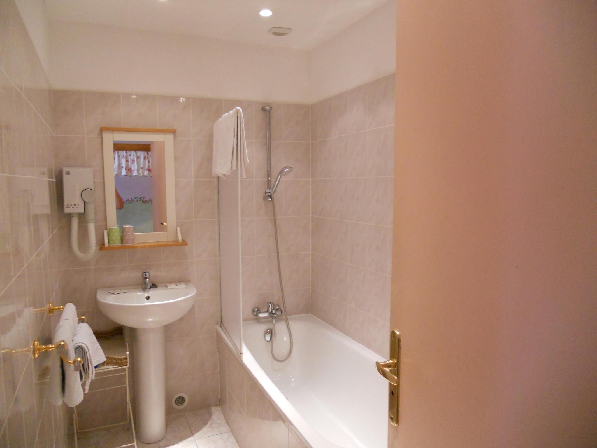 Double-Standard-Vue mer-Salle de bain privée séparée