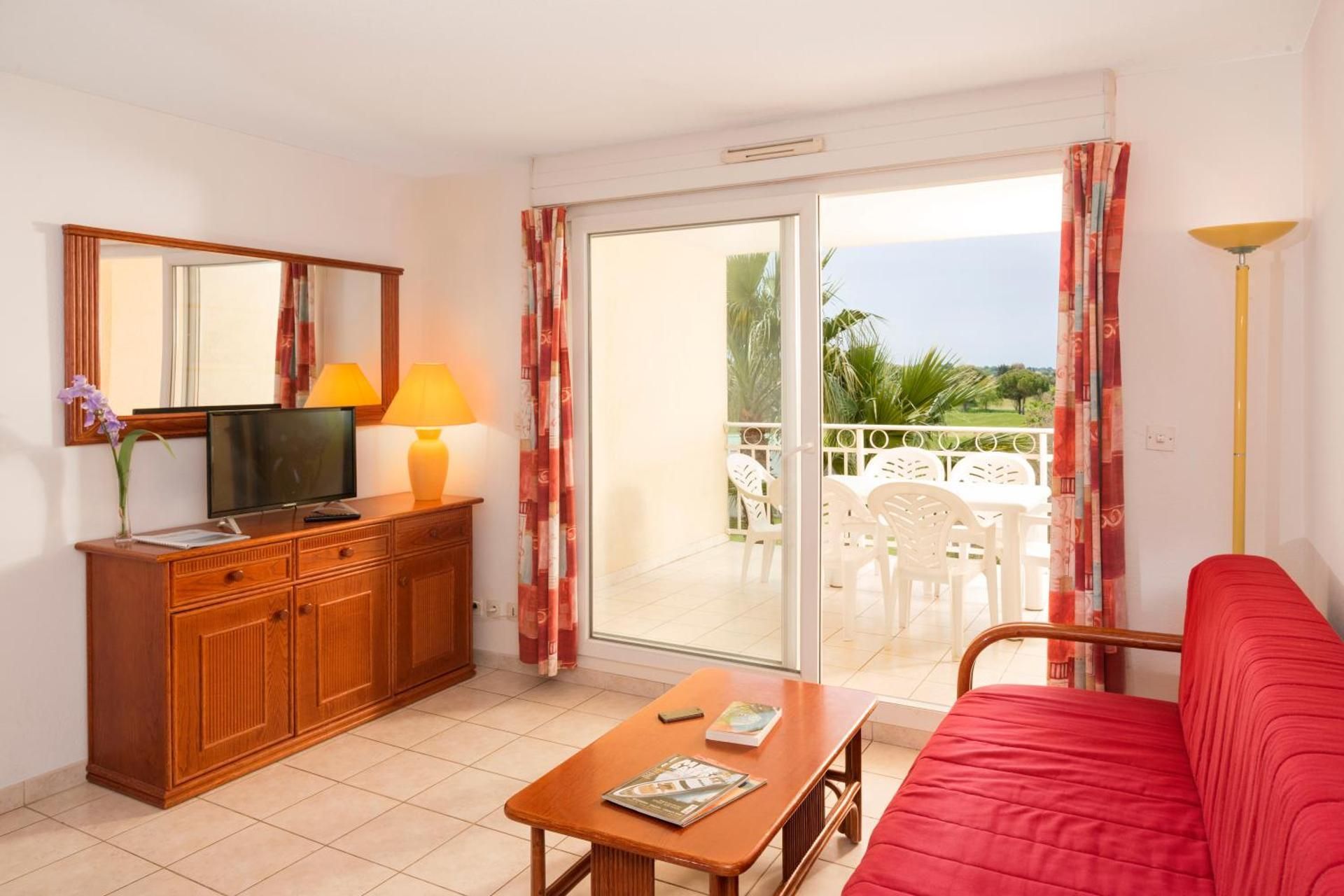 One-Bedroom Apartment (2 - 4 People)