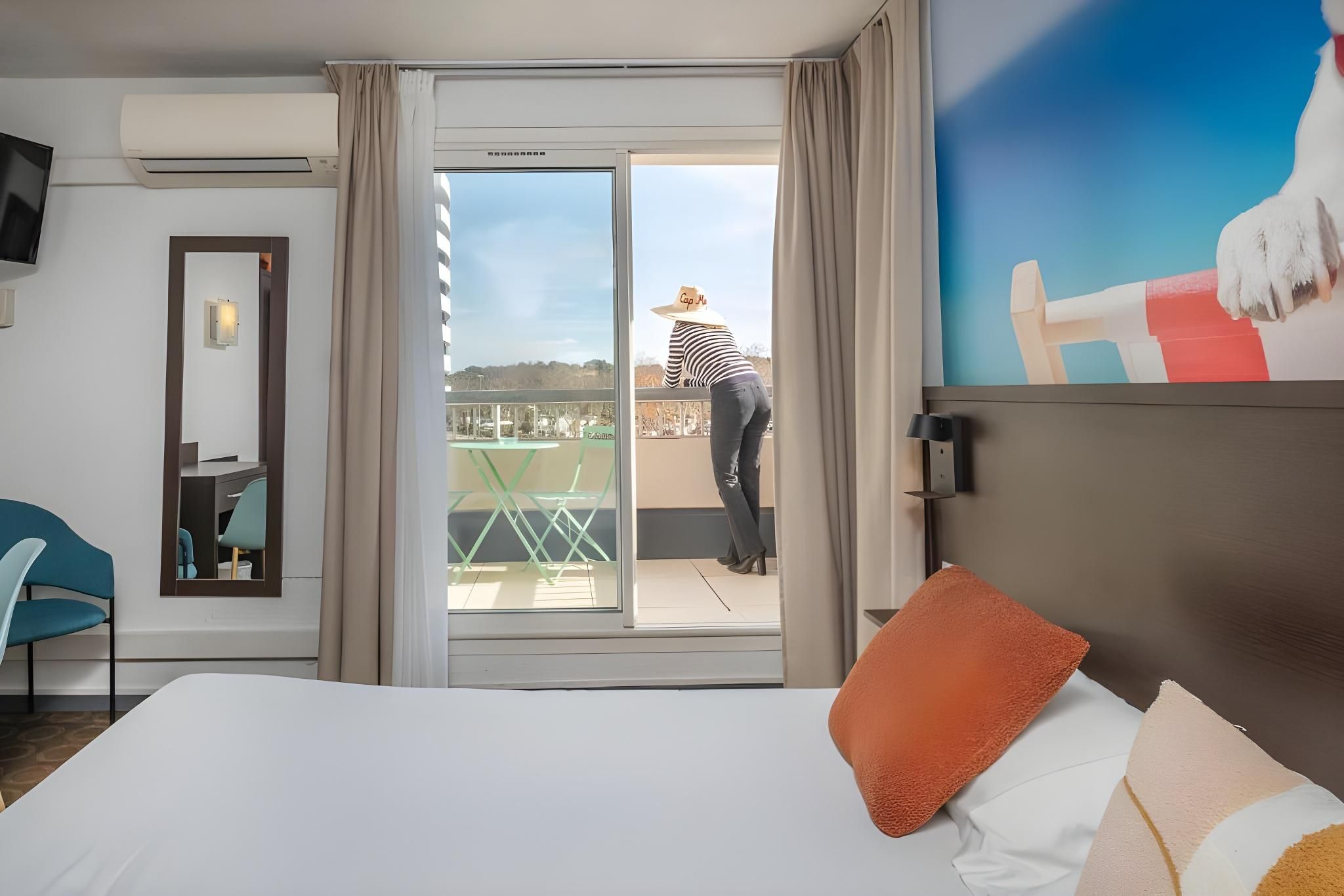 Deluxe Double Room with Terrace