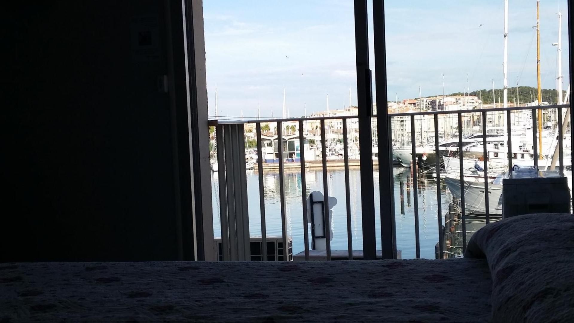 Double or Twin Room with Port View