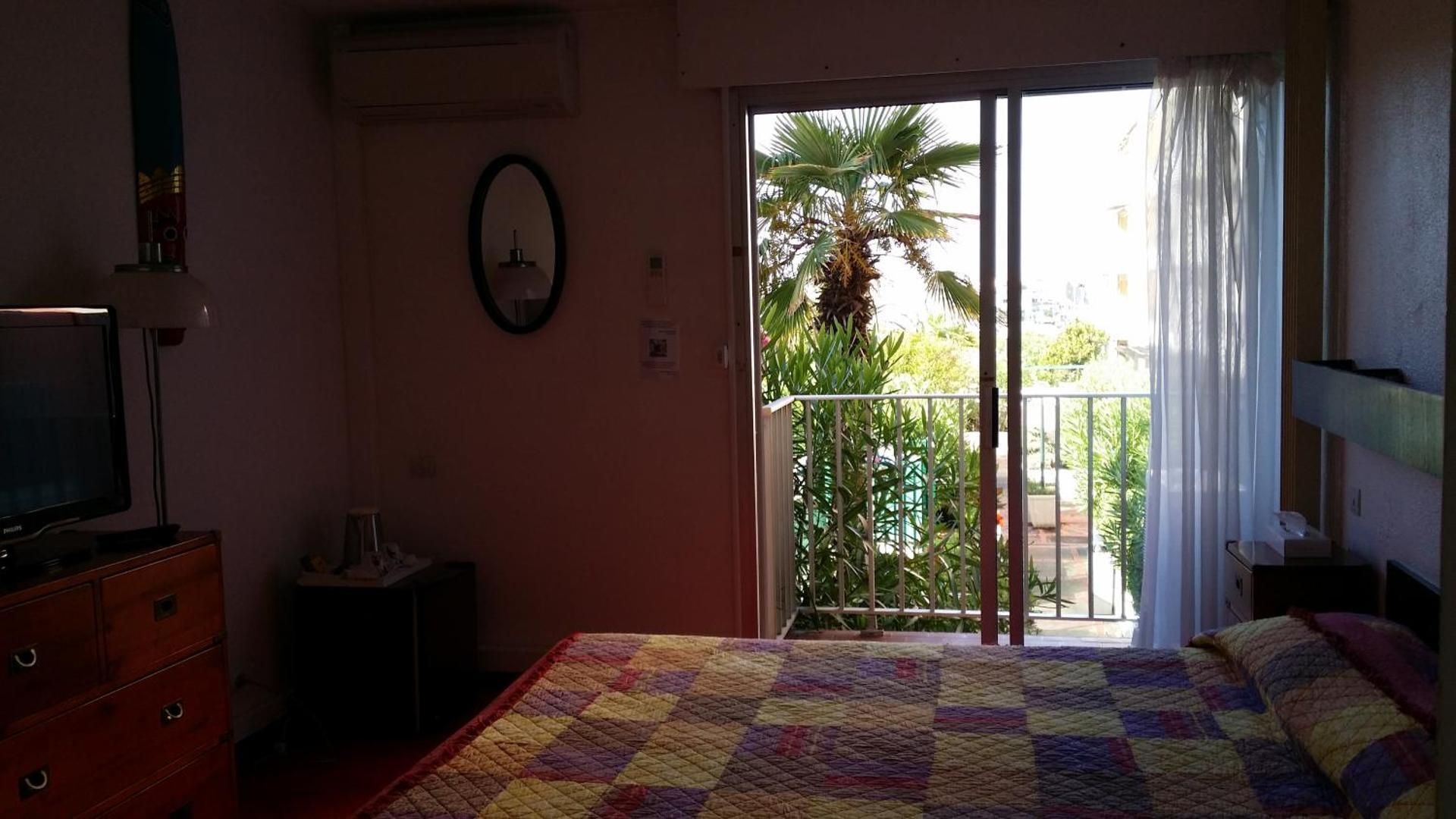 Double or Twin Room with Pool View