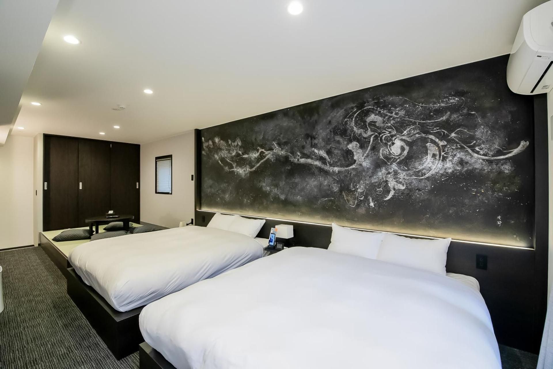 Queen Suite