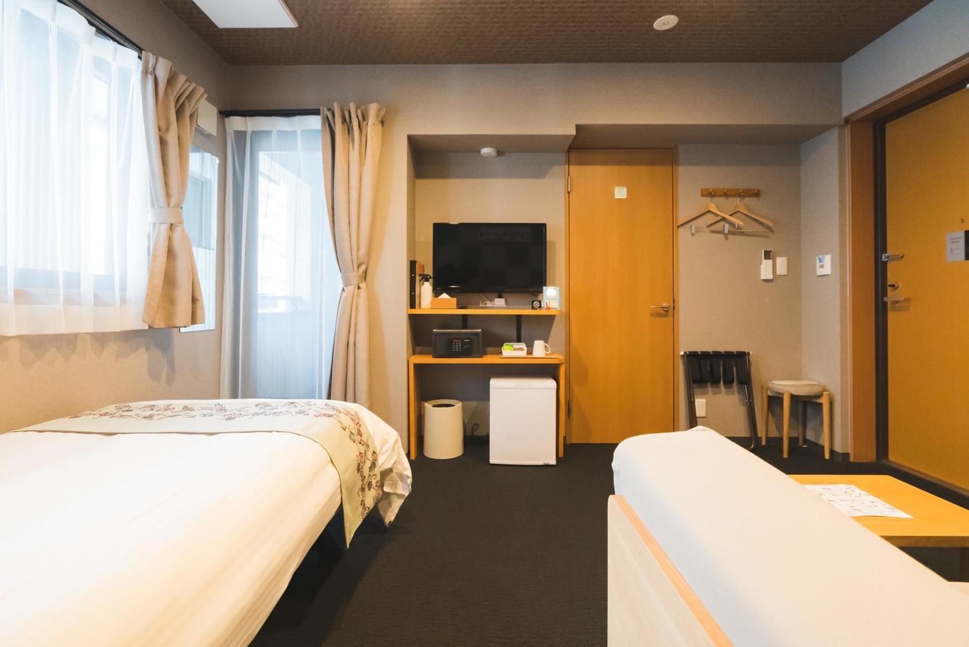 Standard Single Room with Shower