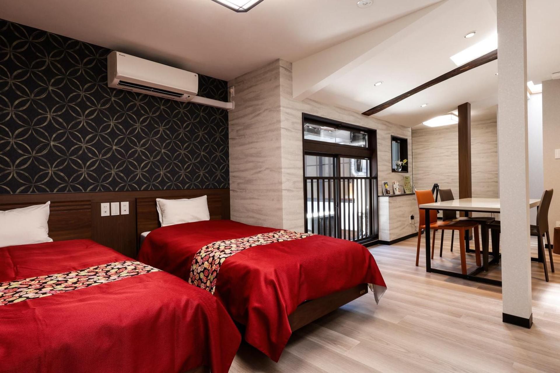 Twin Room with Private Bathroom