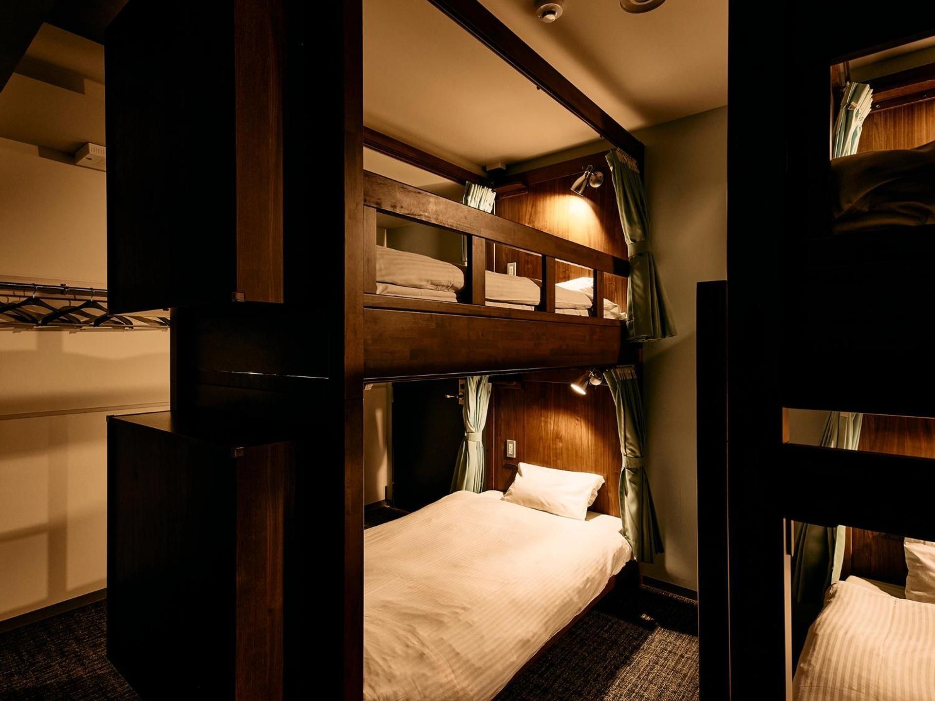Quadruple Room with Shared Bathroom