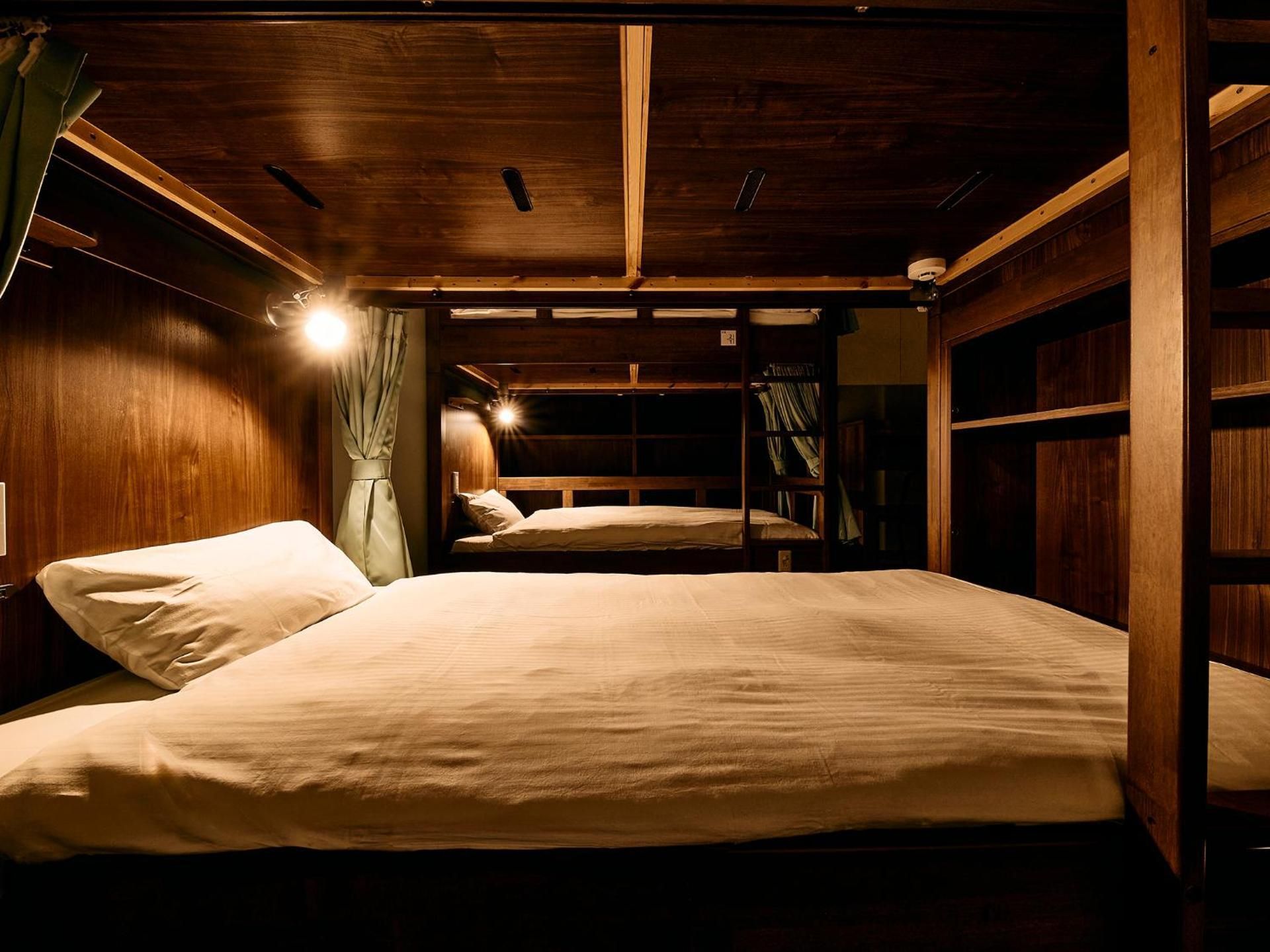 Quadruple Room with Shared Bathroom