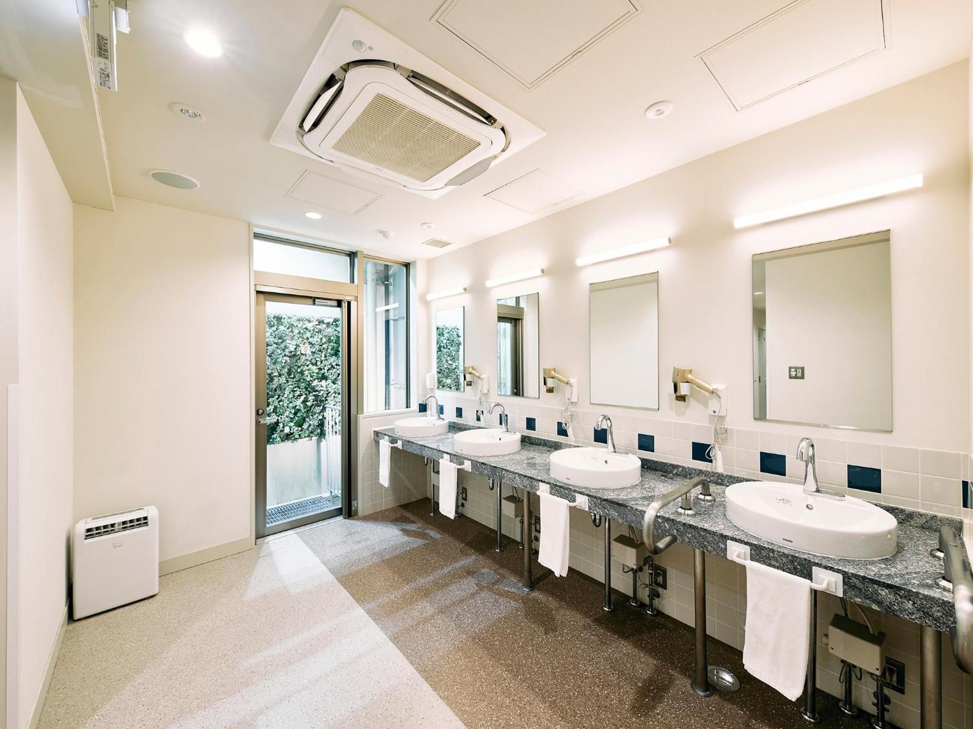 Single Room with Shared Shower and Toilet