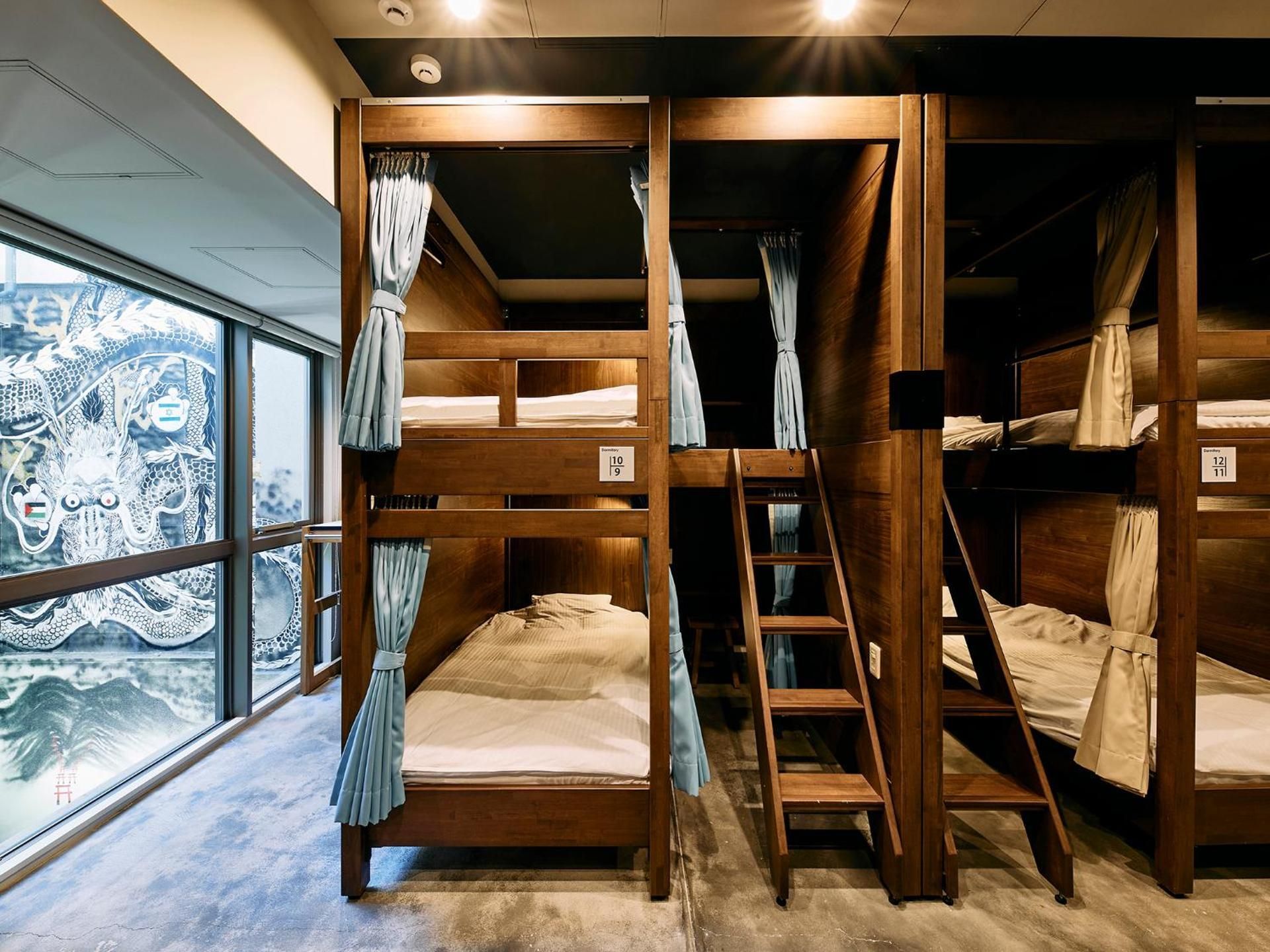Bunk Bed in Mixed Dormitory Room