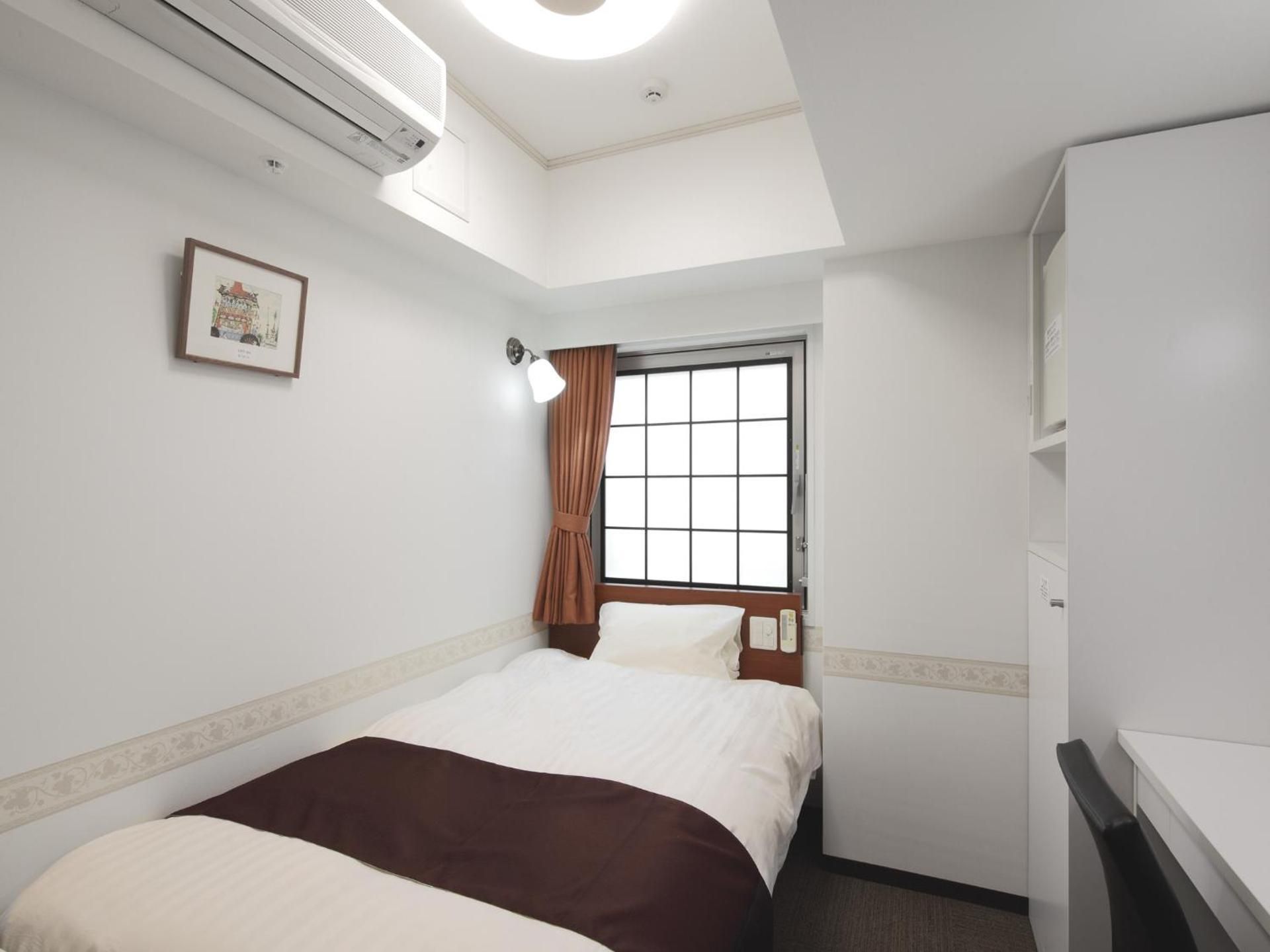 Economy Single Room Non-Smoking