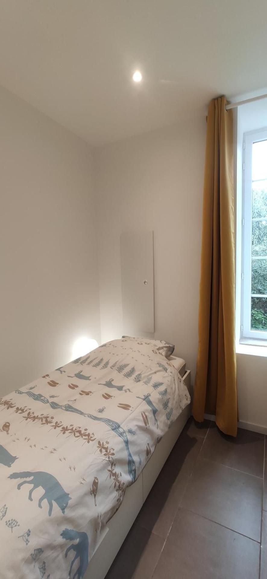Deluxe Studio