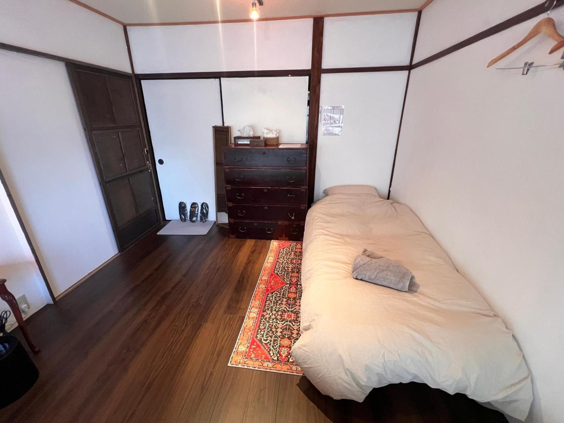 Economy Triple Room with Shared Bathroom