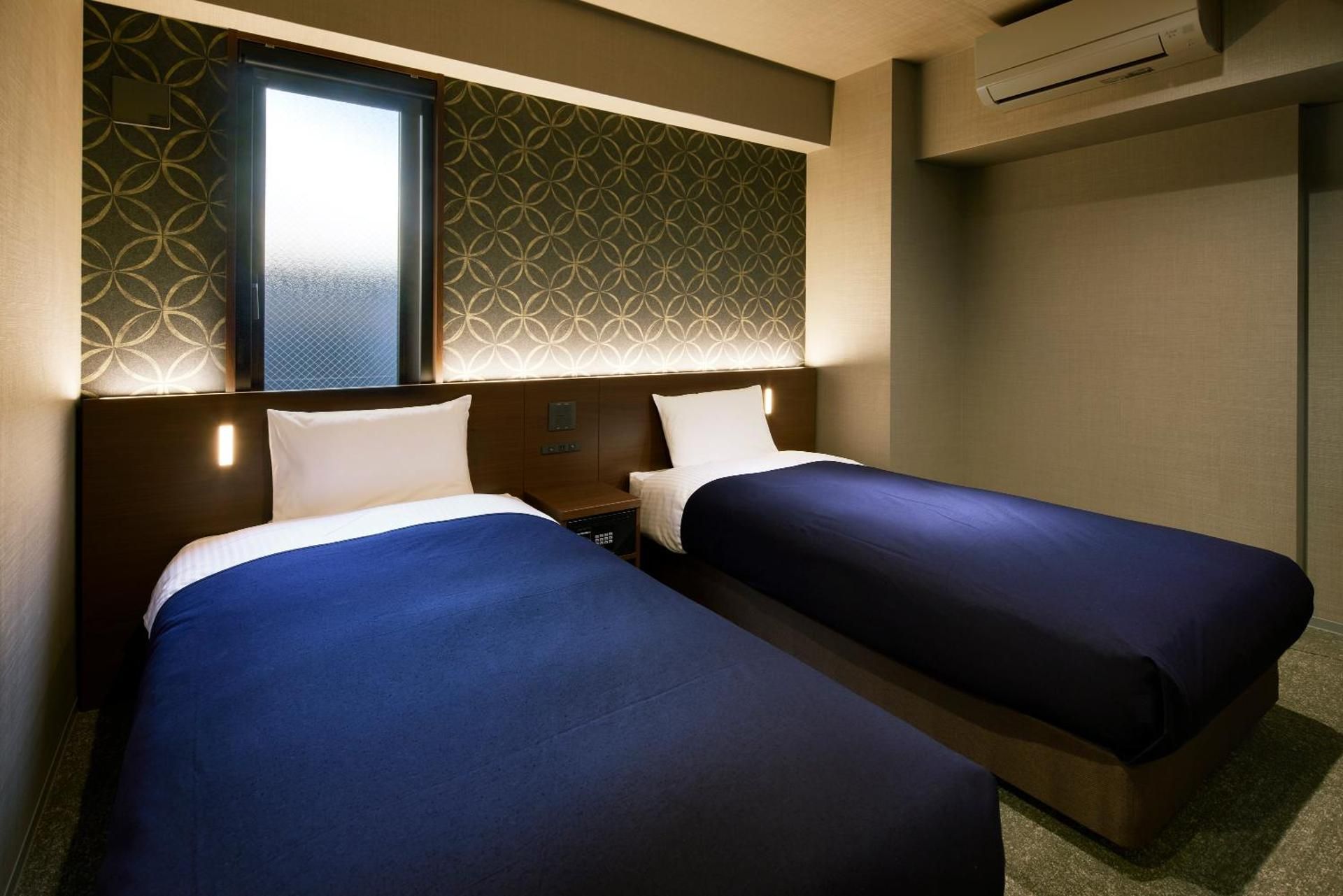 Premium Suites