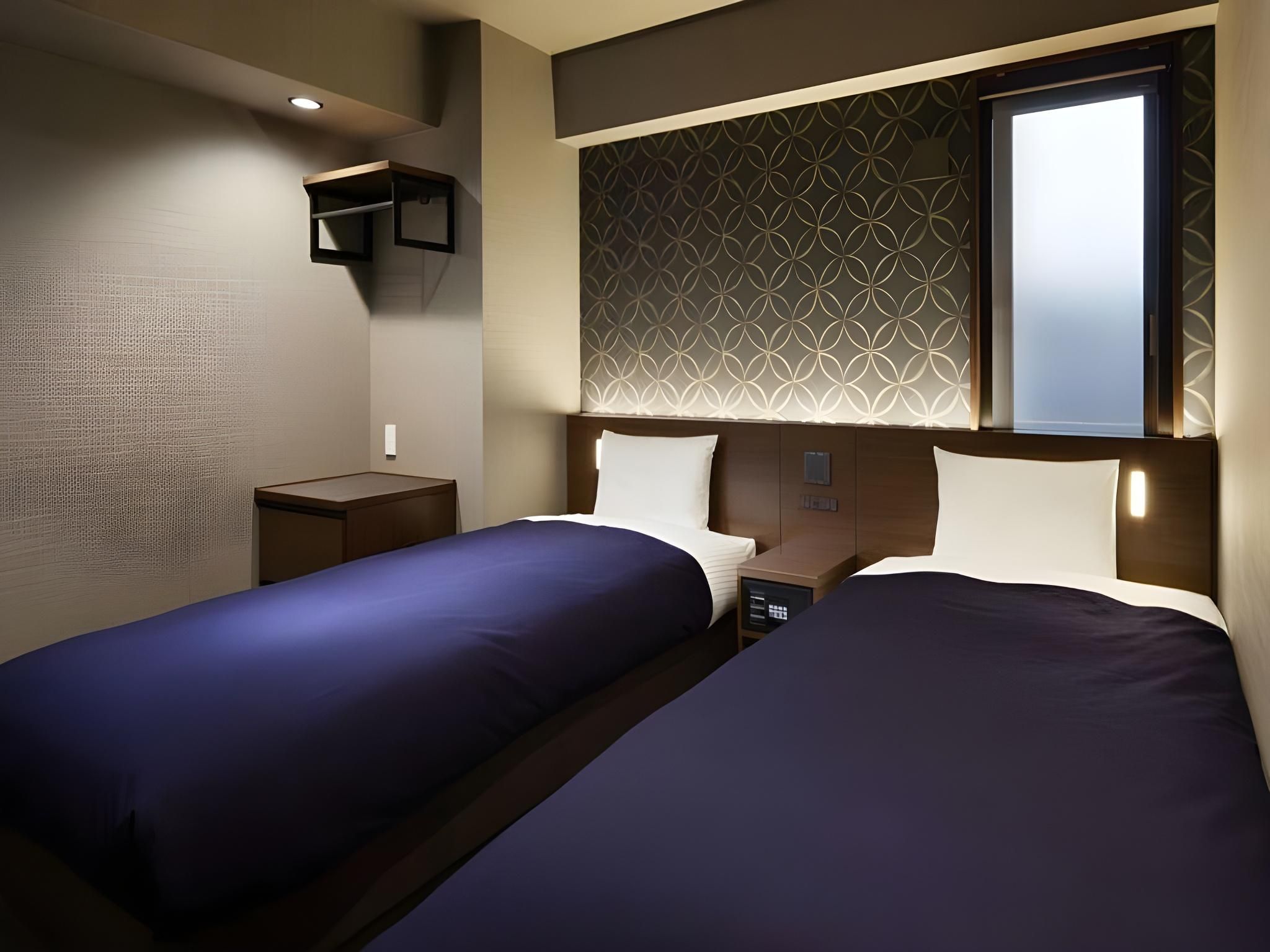 Deluxe Suite Queen Bed