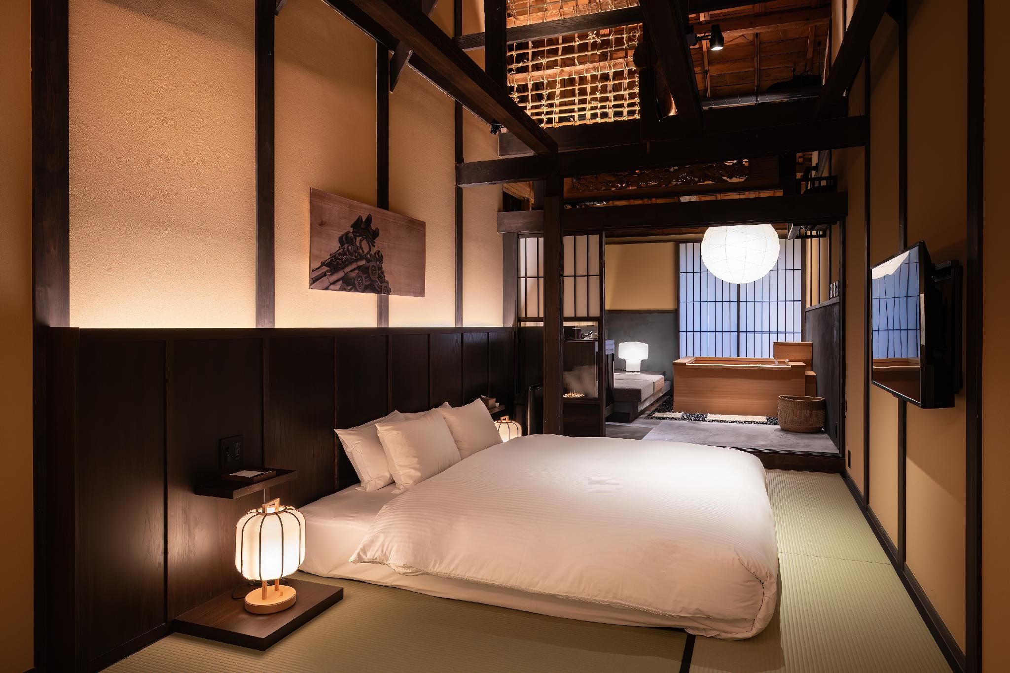 King Room B