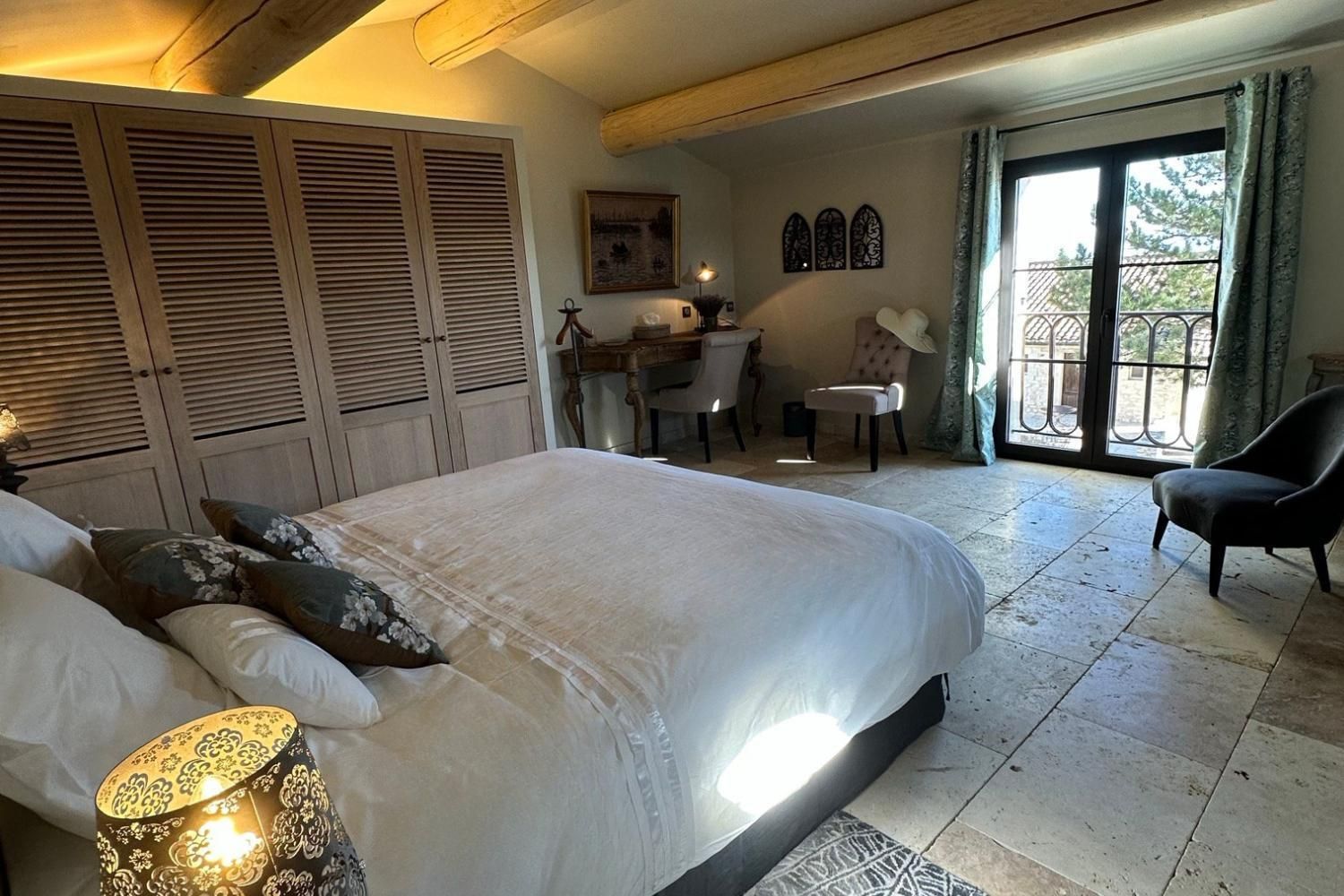 Suite with Garden View