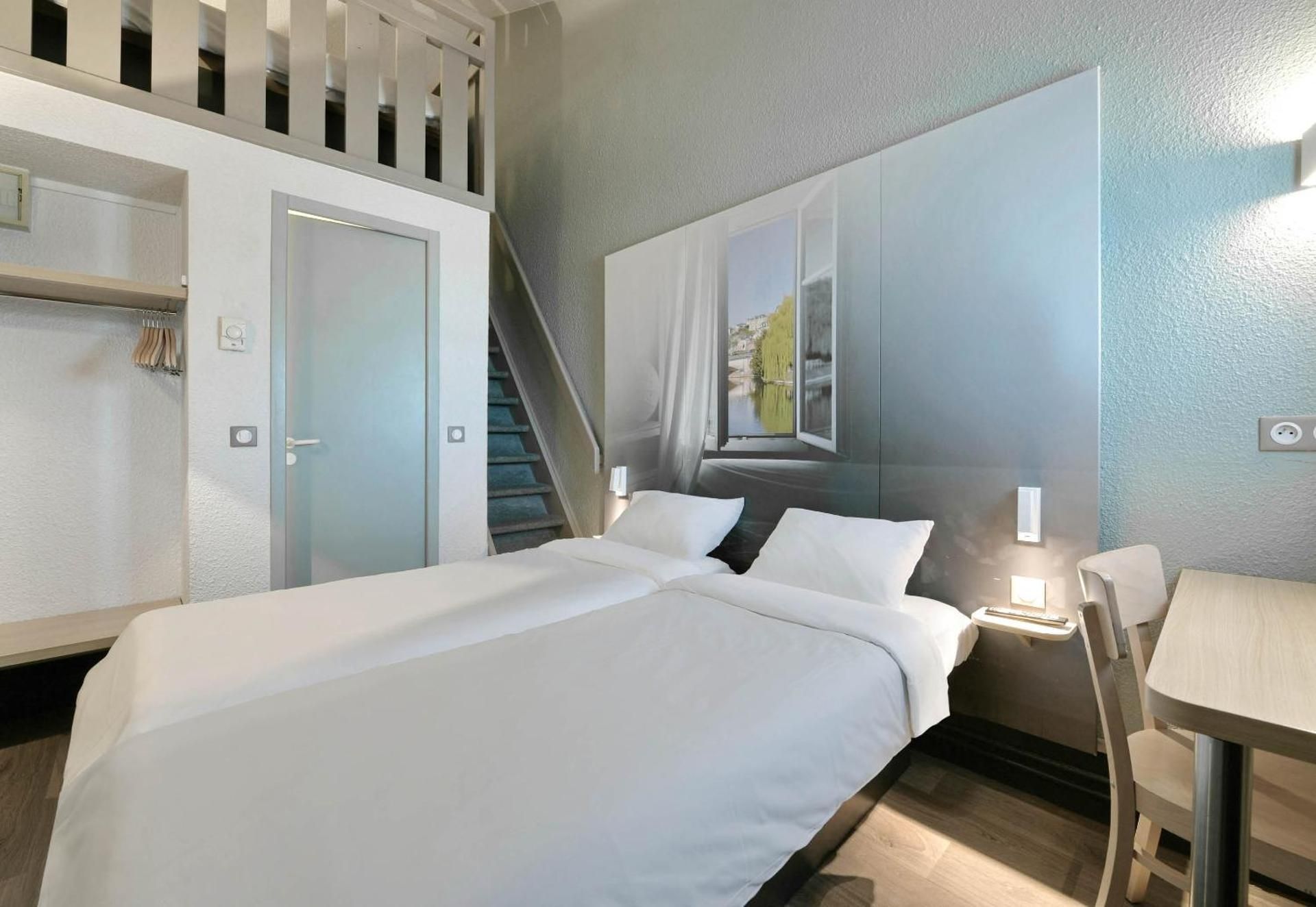 Classic Quadruple Room