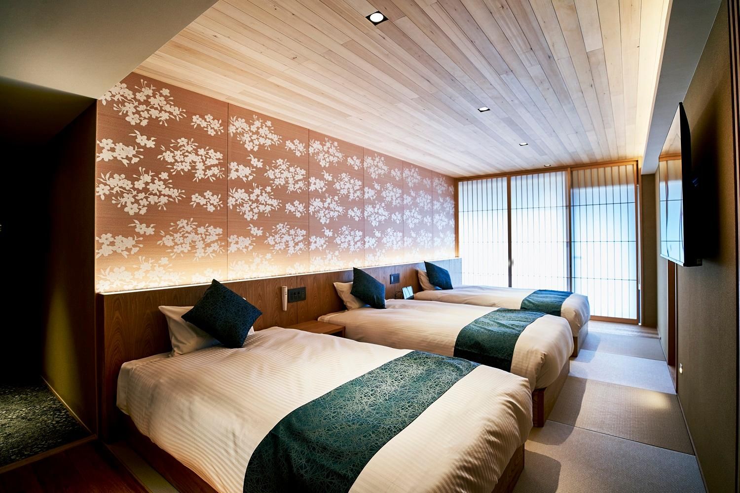 Triple Room