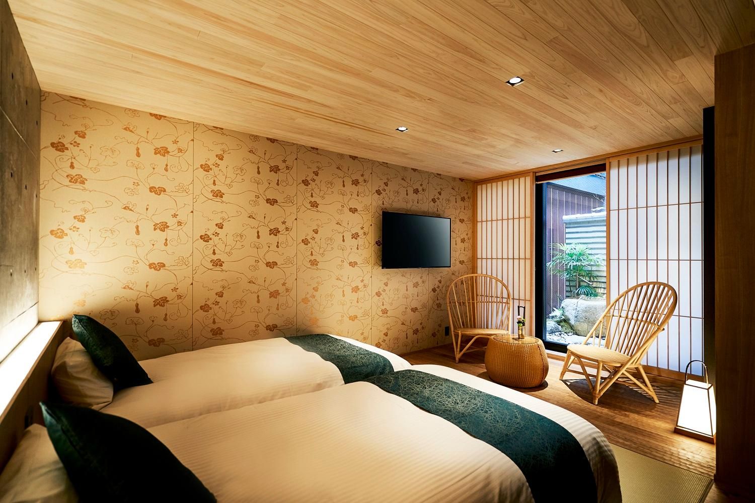 Twin Room with View