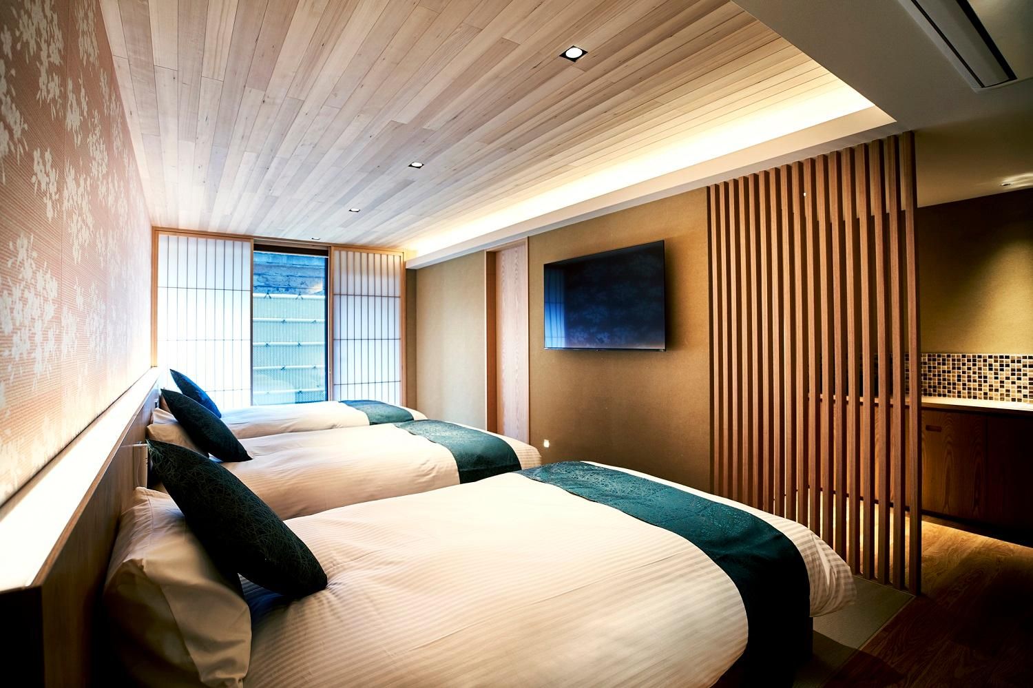 Triple Room