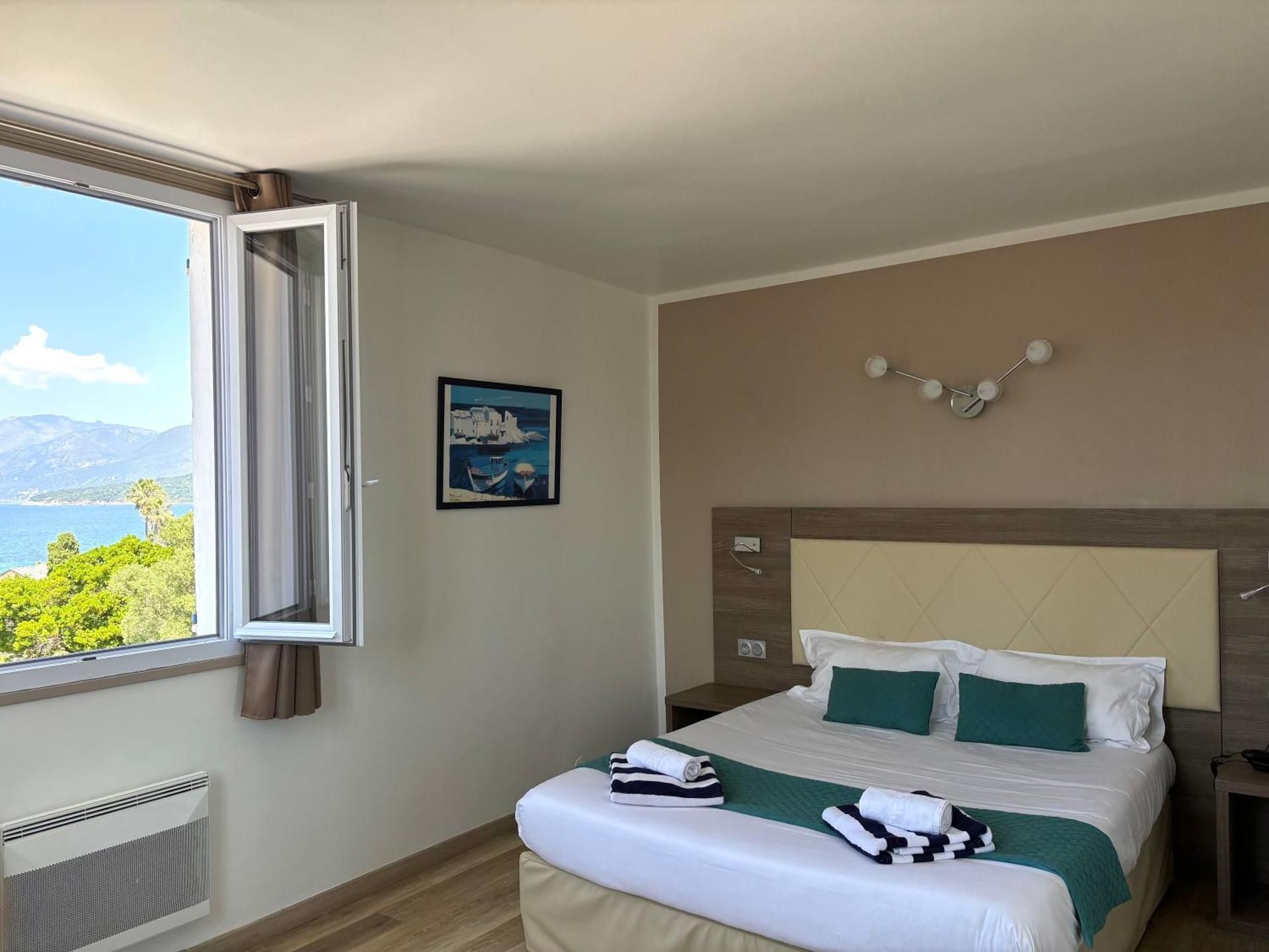 Quadruple Room with Sea View