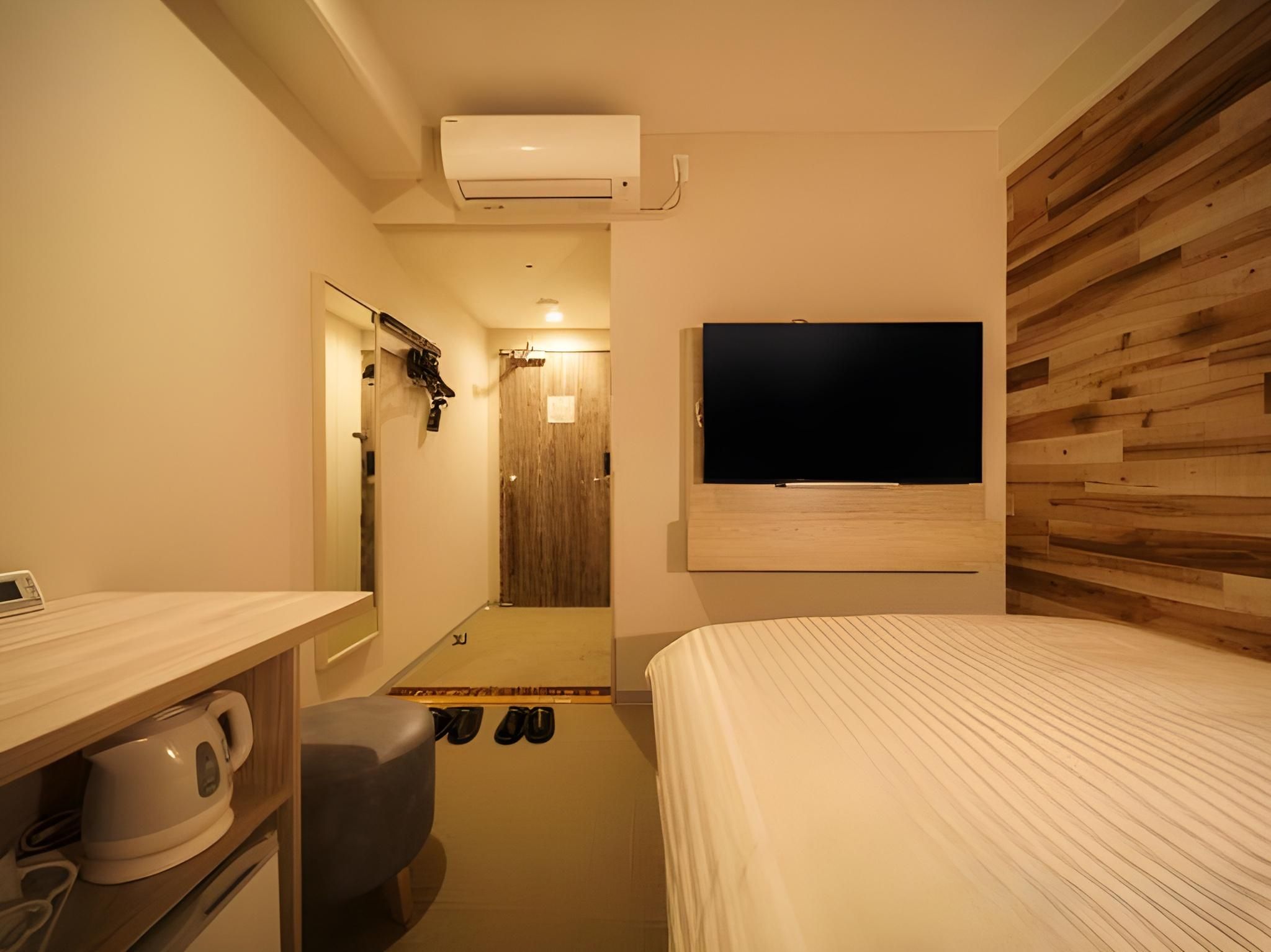 Standard Double Room without Bathtub and Cleaning Service