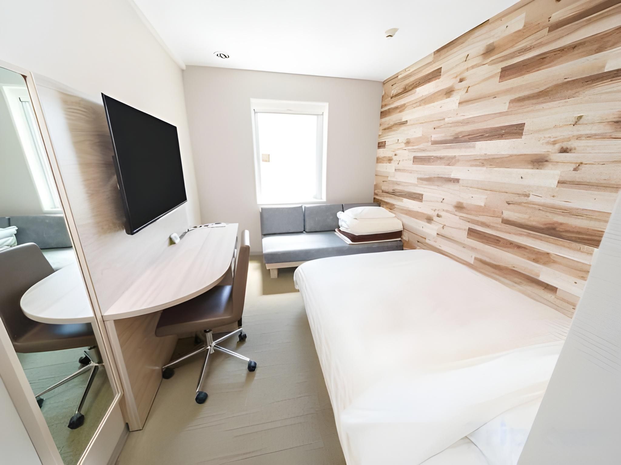 Super Room