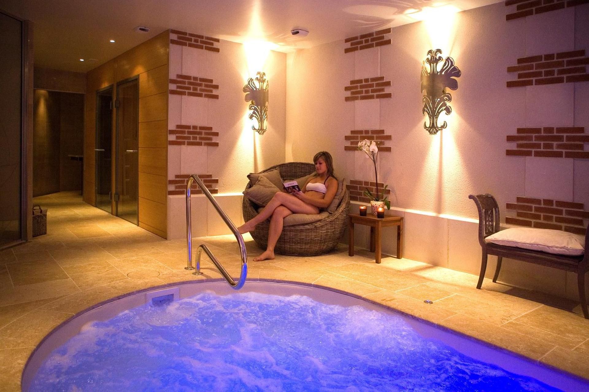 Premium Room for 1 or 2 People