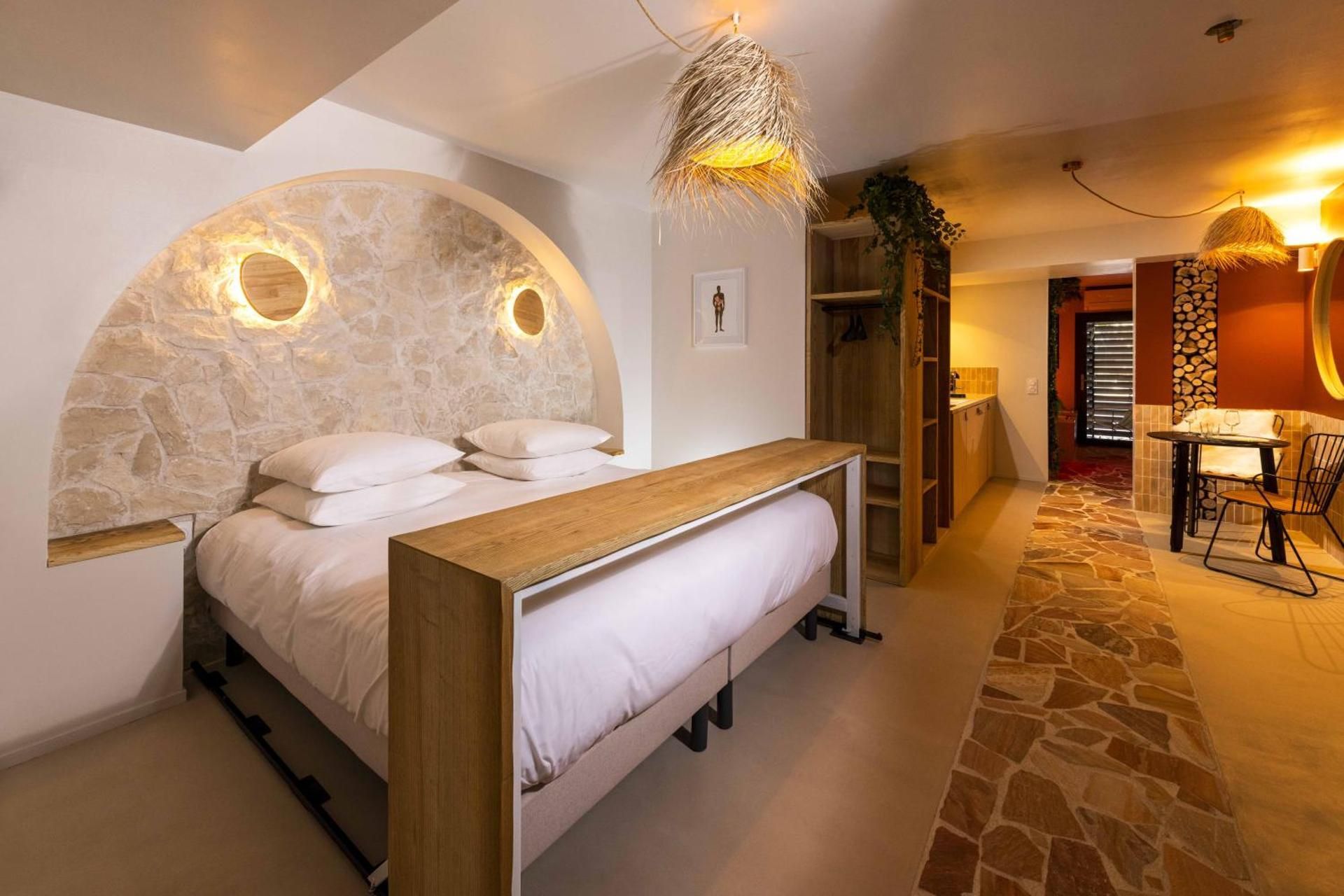 Superior King Room