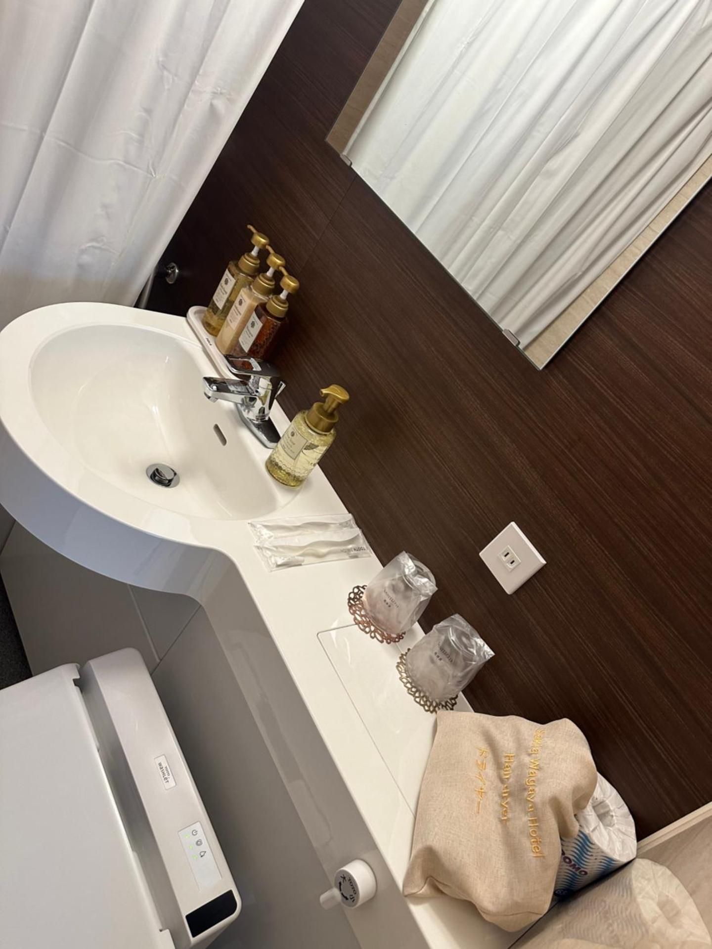 Twin Room with Private Bathroom