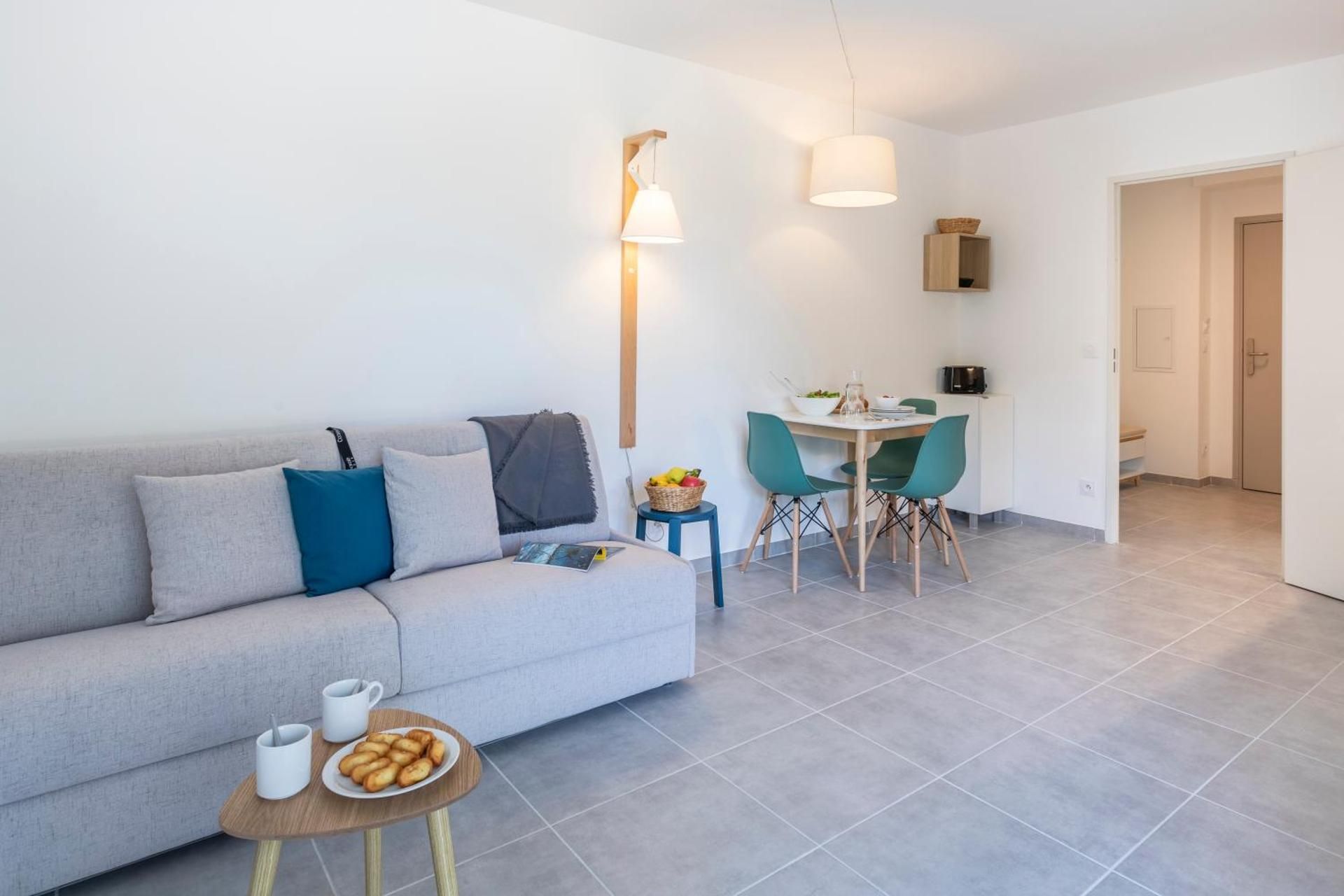 Studio with Air Conditioning (2 People)