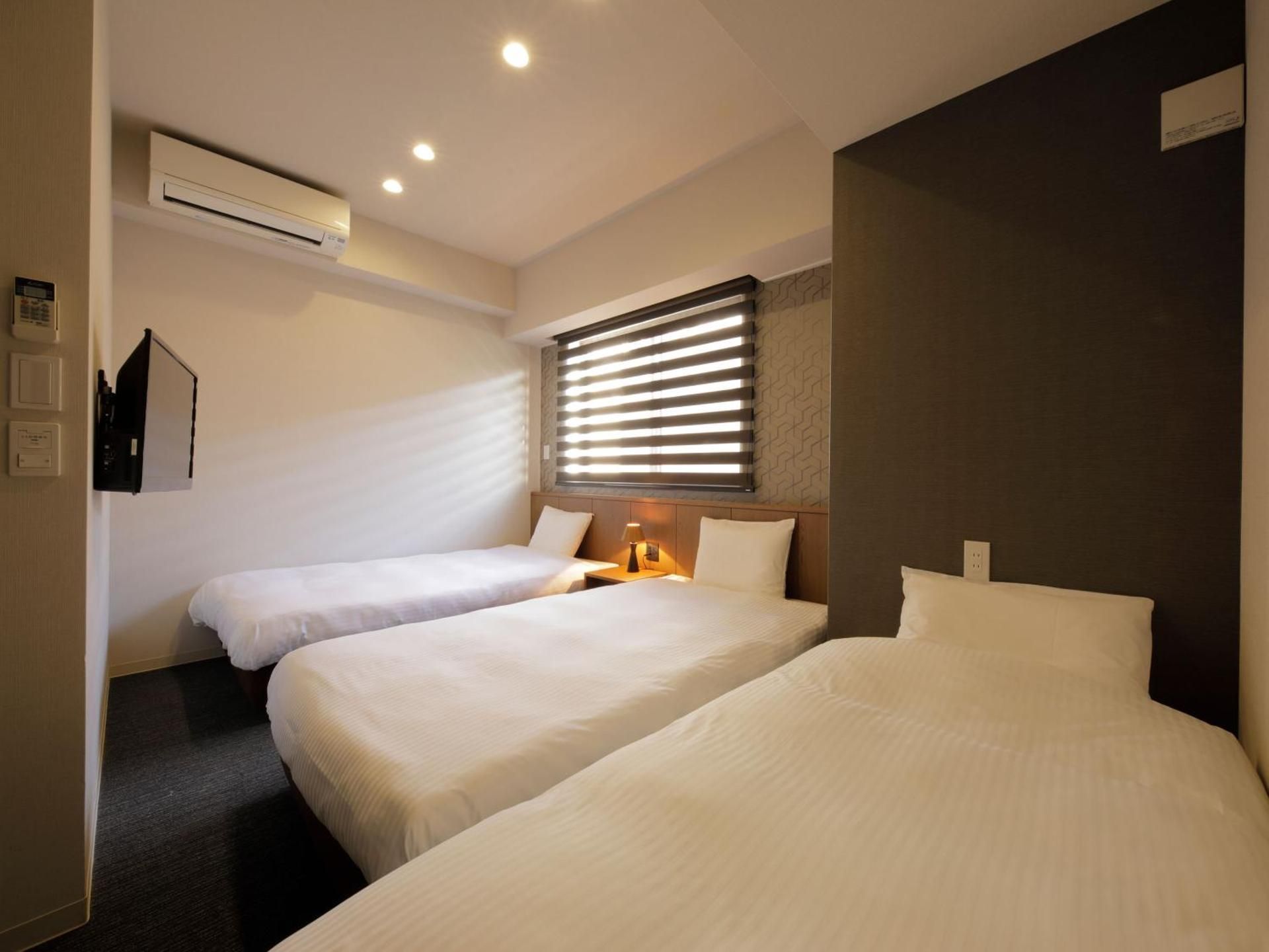 Triple Room B