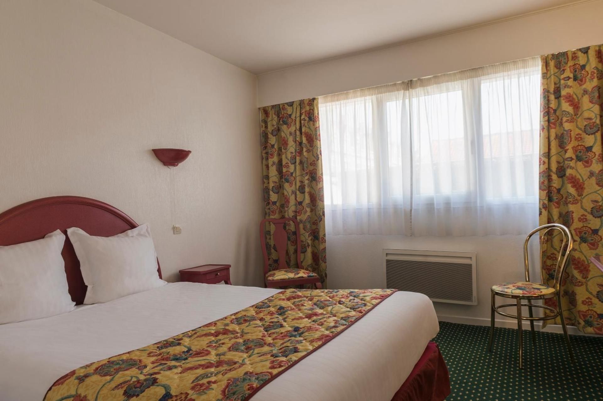 Classic Single or Double Room