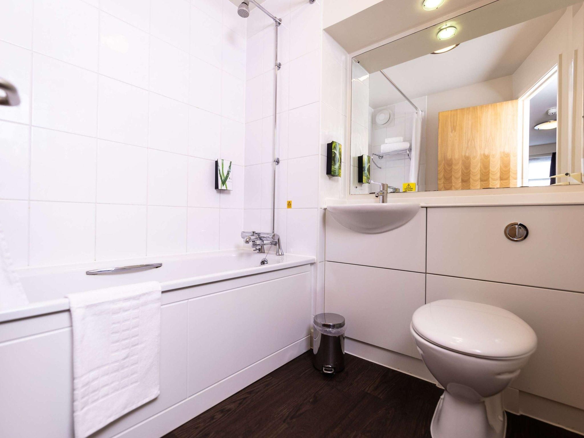 ibis Coleraine Riverside Standard Room with 1 Double Bed 3