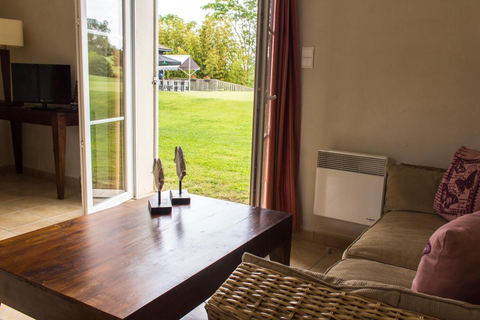 Apartment (2 Adults)