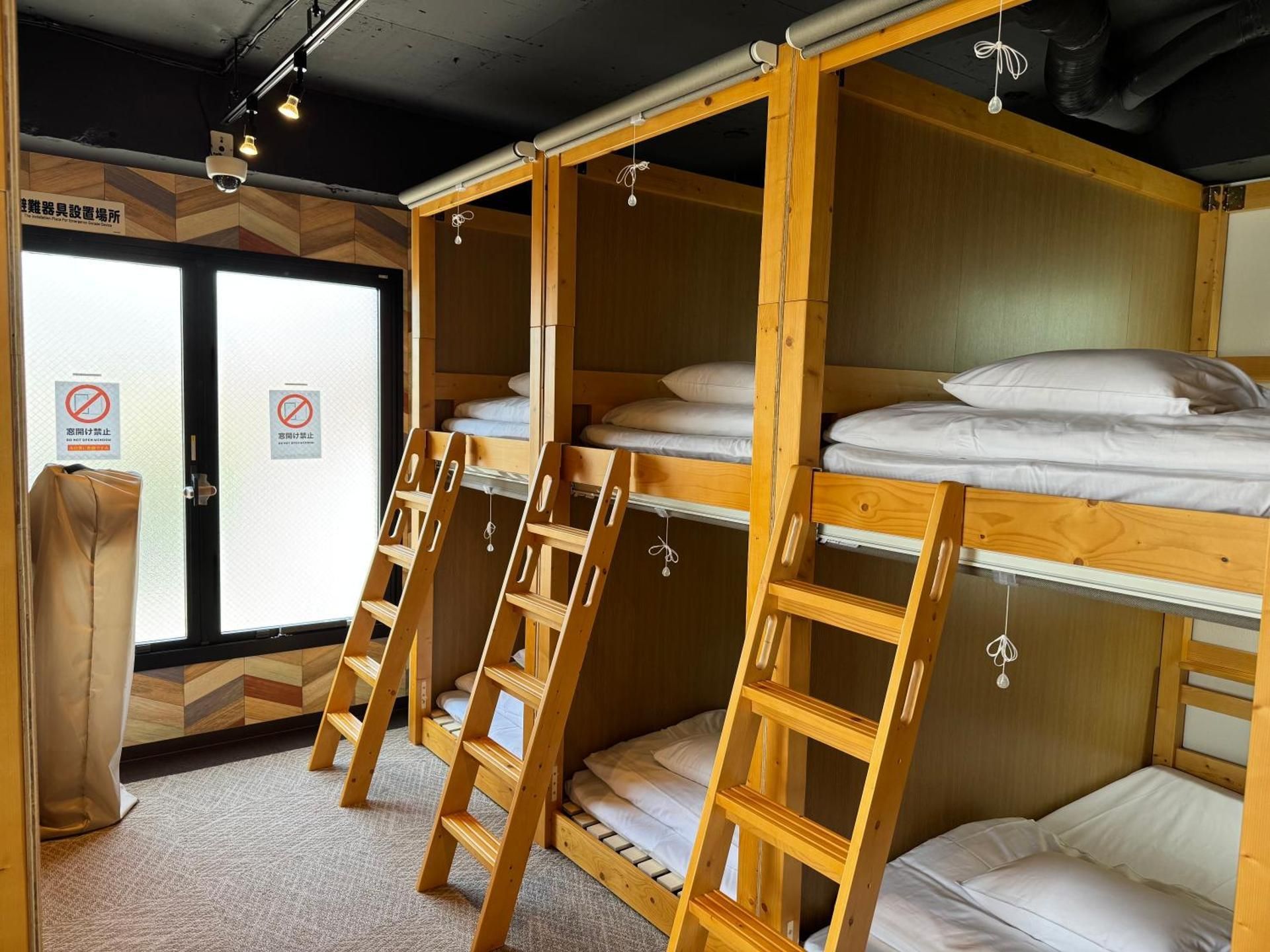 Bunk Bed in Mixed Dormitory Room