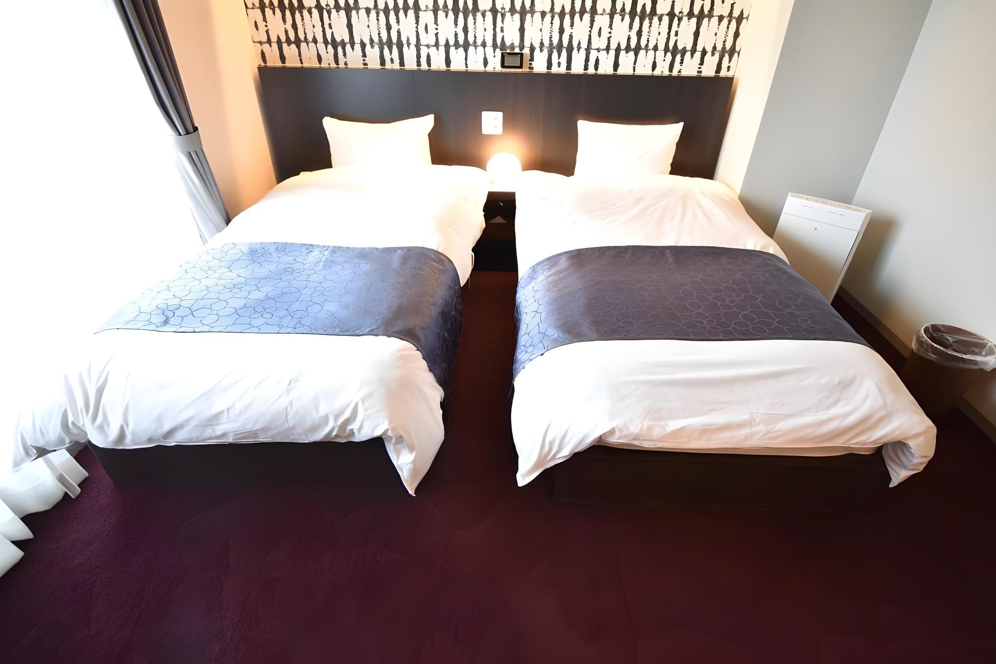 Deluxe Twin Nest