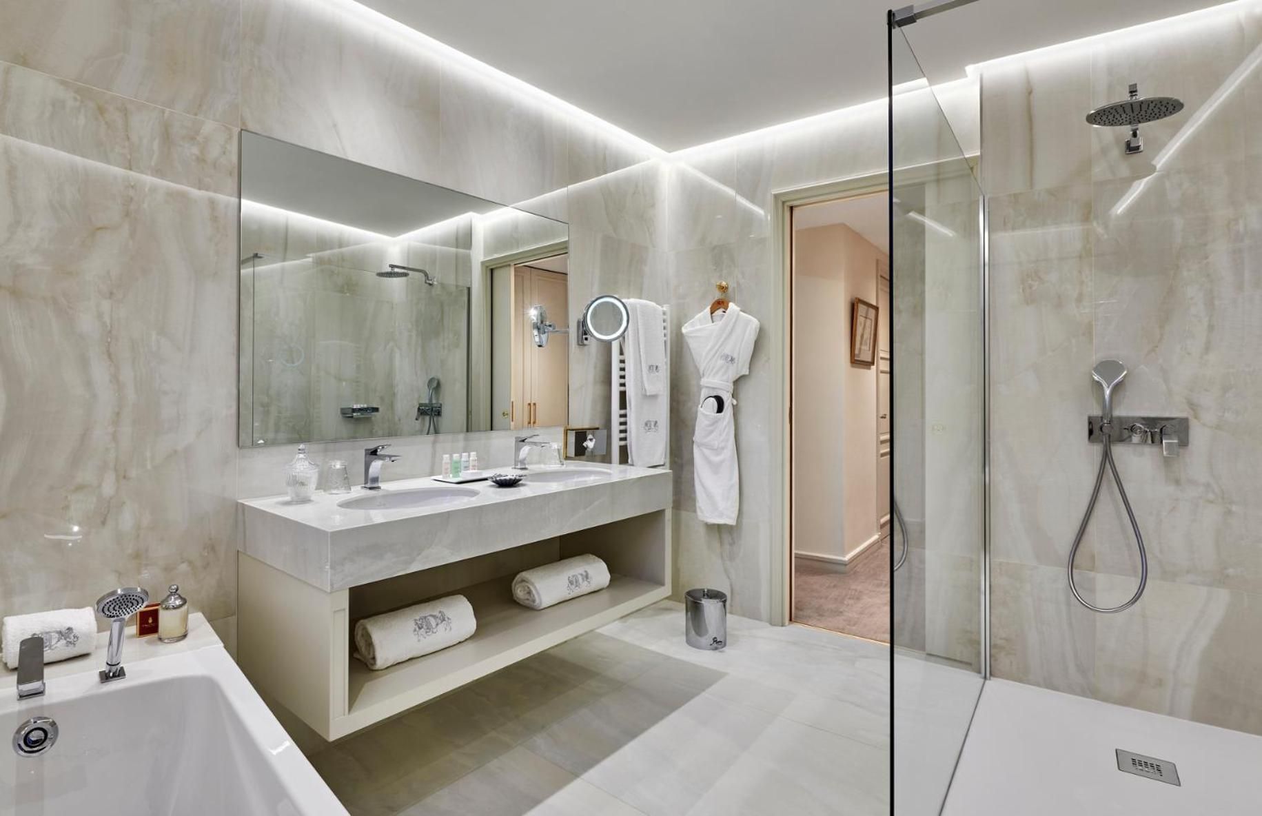 Suite with Sea View