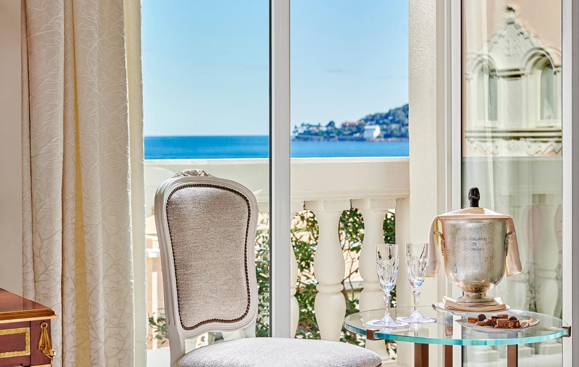 Classic Room with Garden View 1st floor