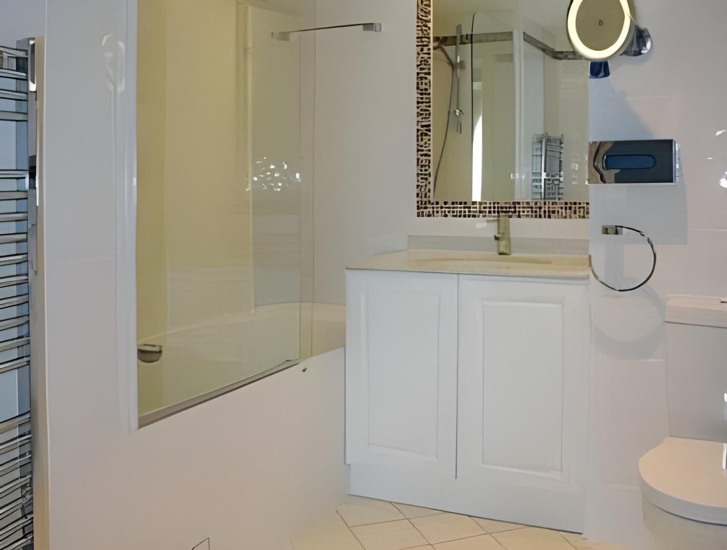 Superior Three-Bedroom Apartment