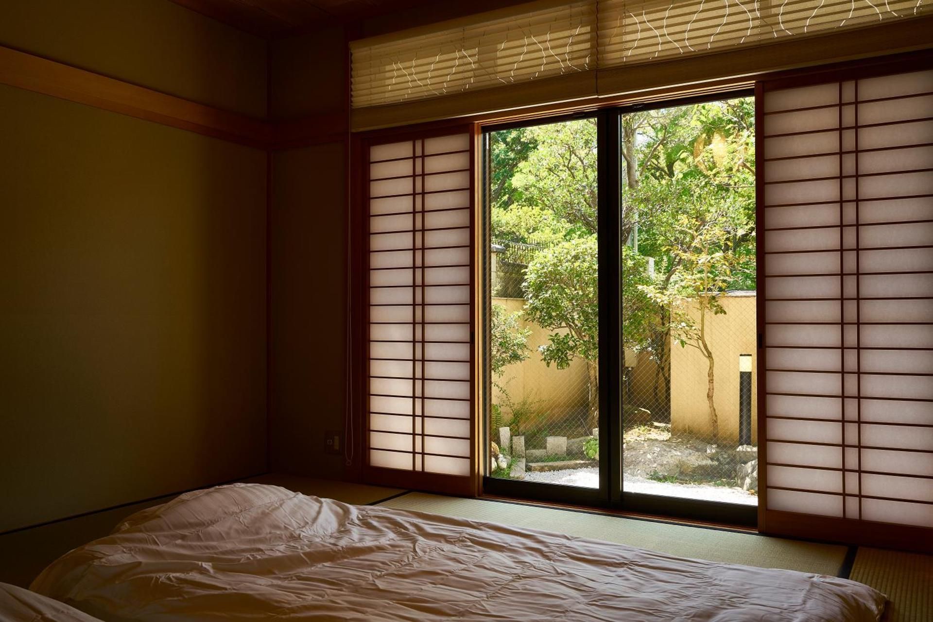 Quadruple Room with Shared Bathroom